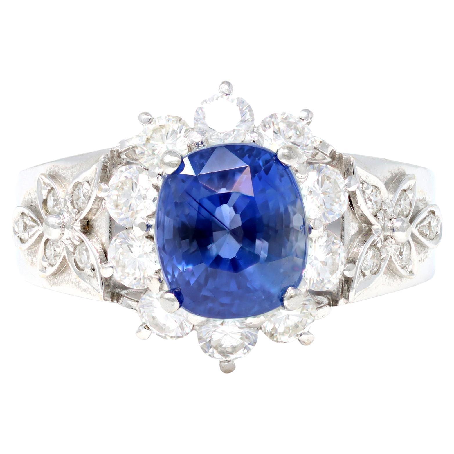 Sapphire and Diamond Cocktail Ring CA 1980 in 18K For Sale