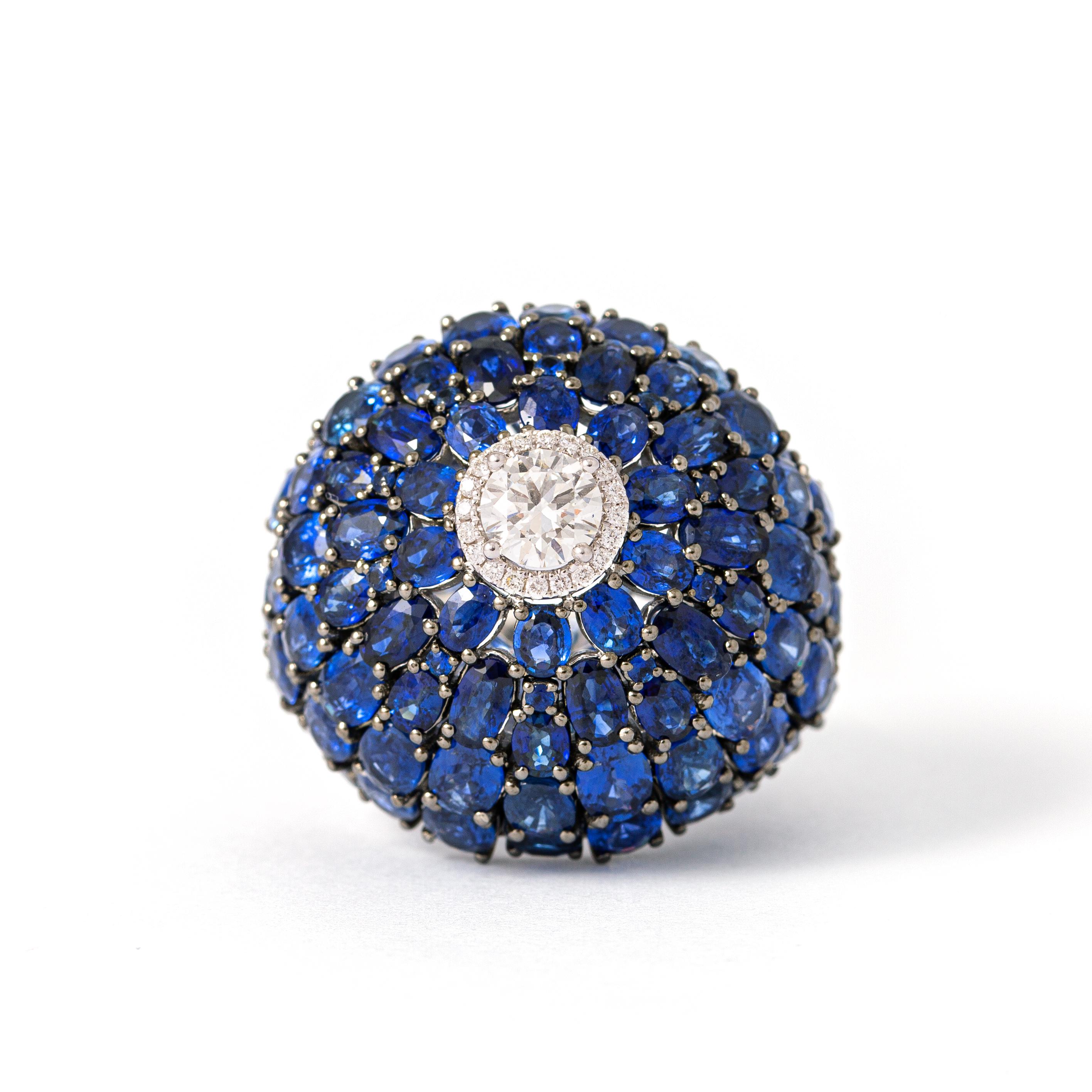 Sapphire and Diamond Cocktail Ring In New Condition In Geneva, CH