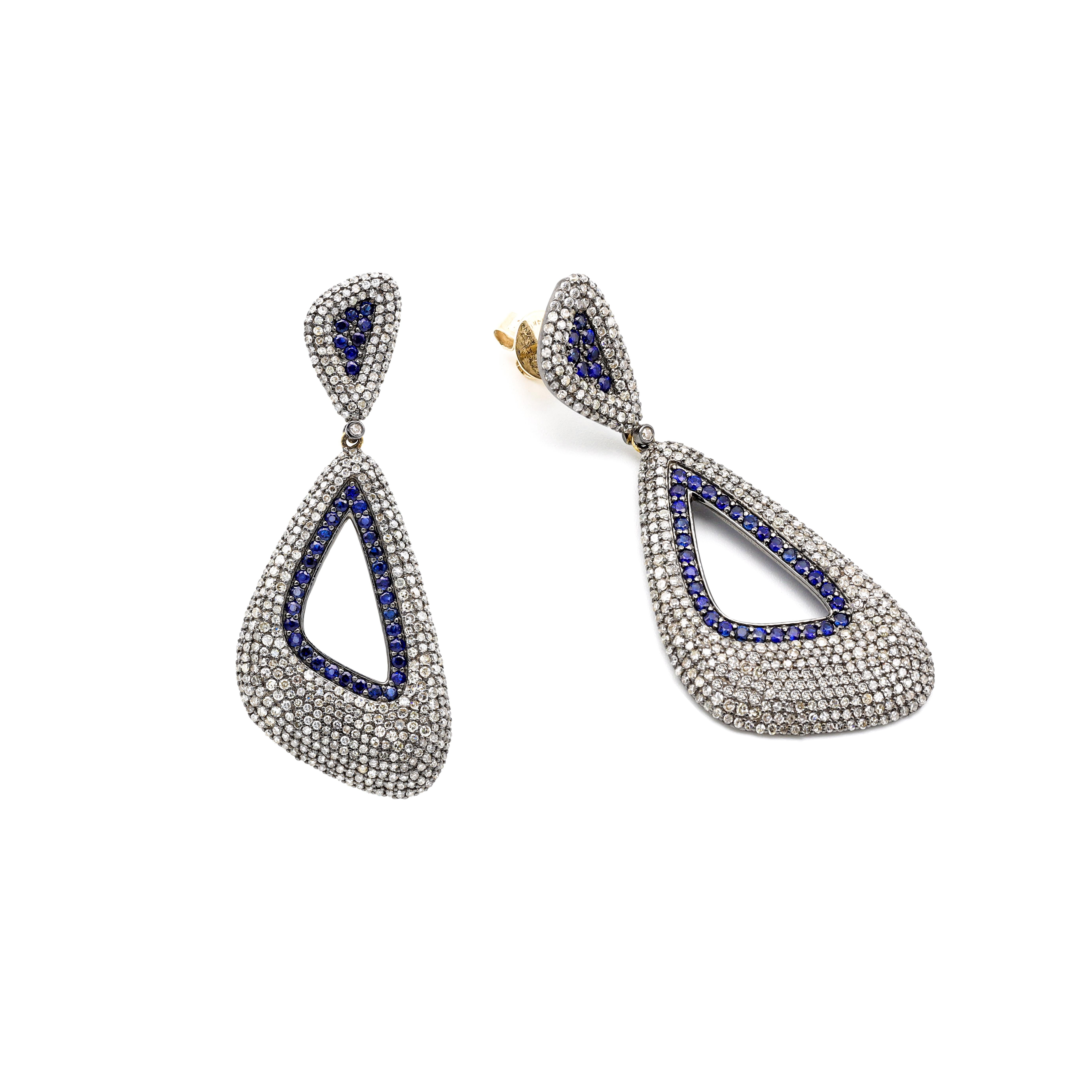 Sapphire and Diamond Cocktail Statement Dangle Earrings in Victorian Style In New Condition In Jaipur, IN