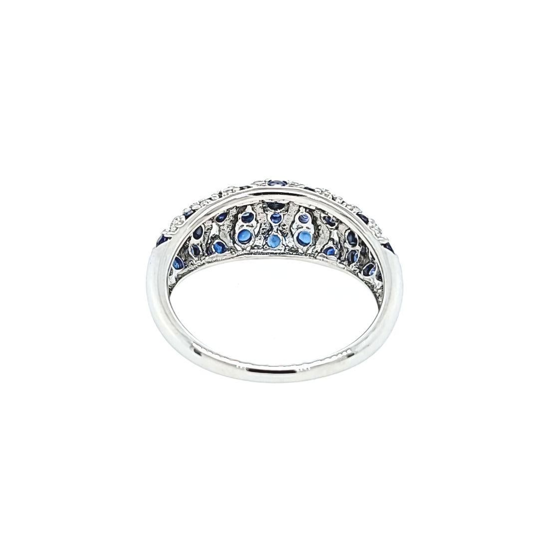 Sapphire and Diamond Dome Ring in White Gold In Good Condition For Sale In Coral Gables, FL