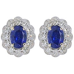 Sapphire and Diamond Earrings in 18 Karat in White Gold