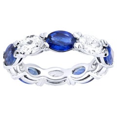 Anillo Eternidad Zafiro y Diamante Talla Oval 5,8 Quilates Oro Blanco 18K