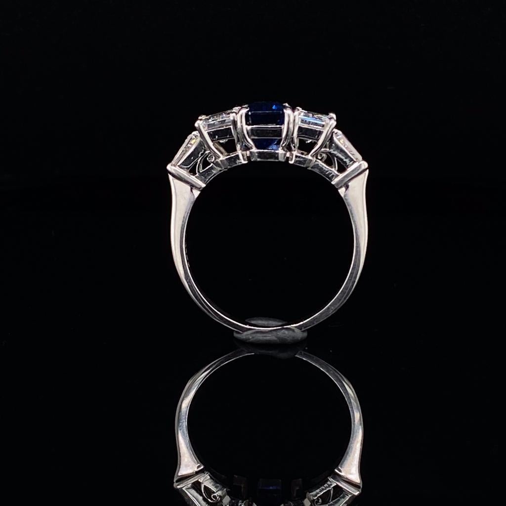 Sapphire and Diamond Five-Stone 18 Karat White Gold Five-Stone Engagement Ring In Good Condition In London, GB