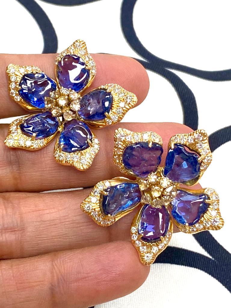 Contemporary Goshwara Sapphire and Diamond Flower Earrings For Sale