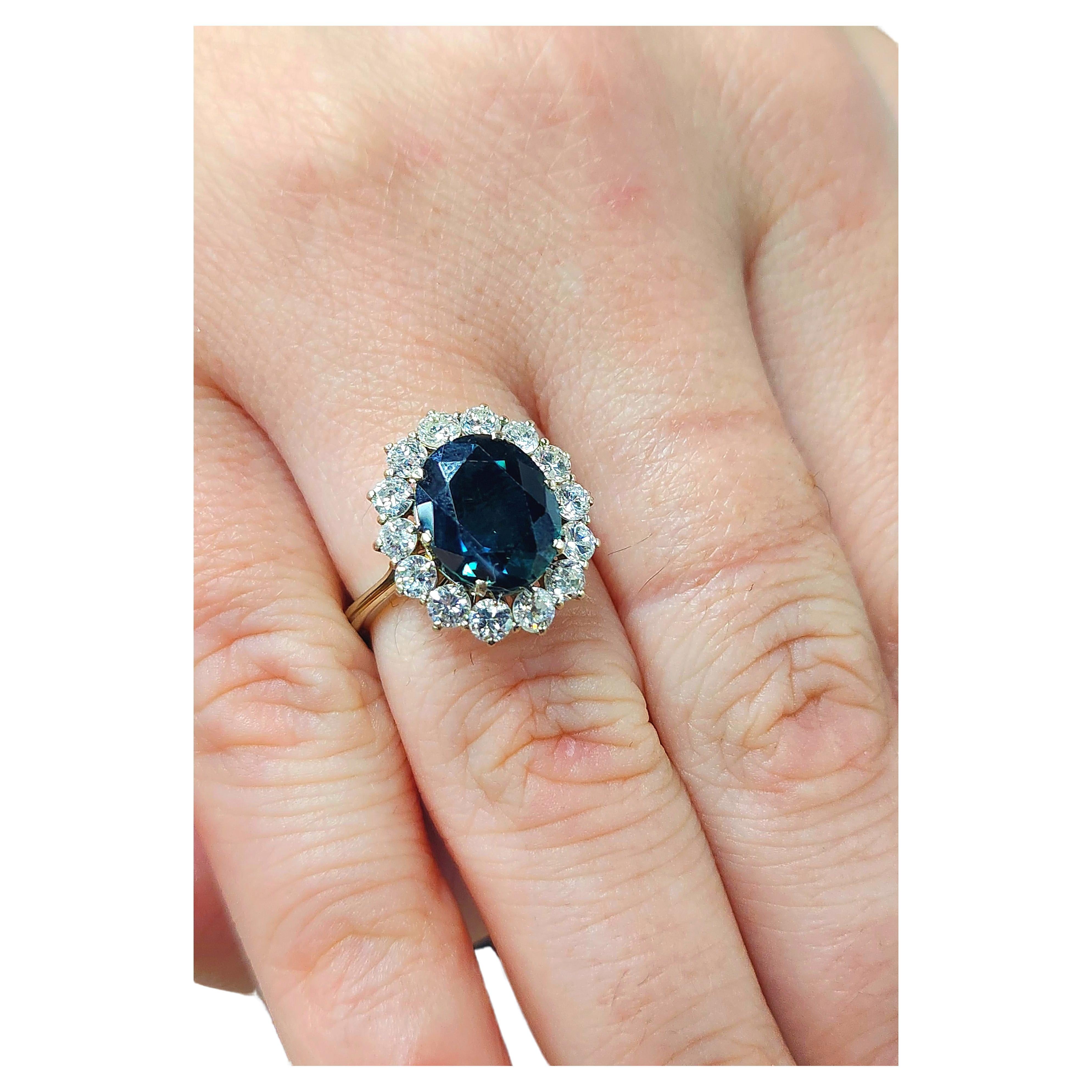 Women's Sapphire And Diamond Gold Ring For Sale
