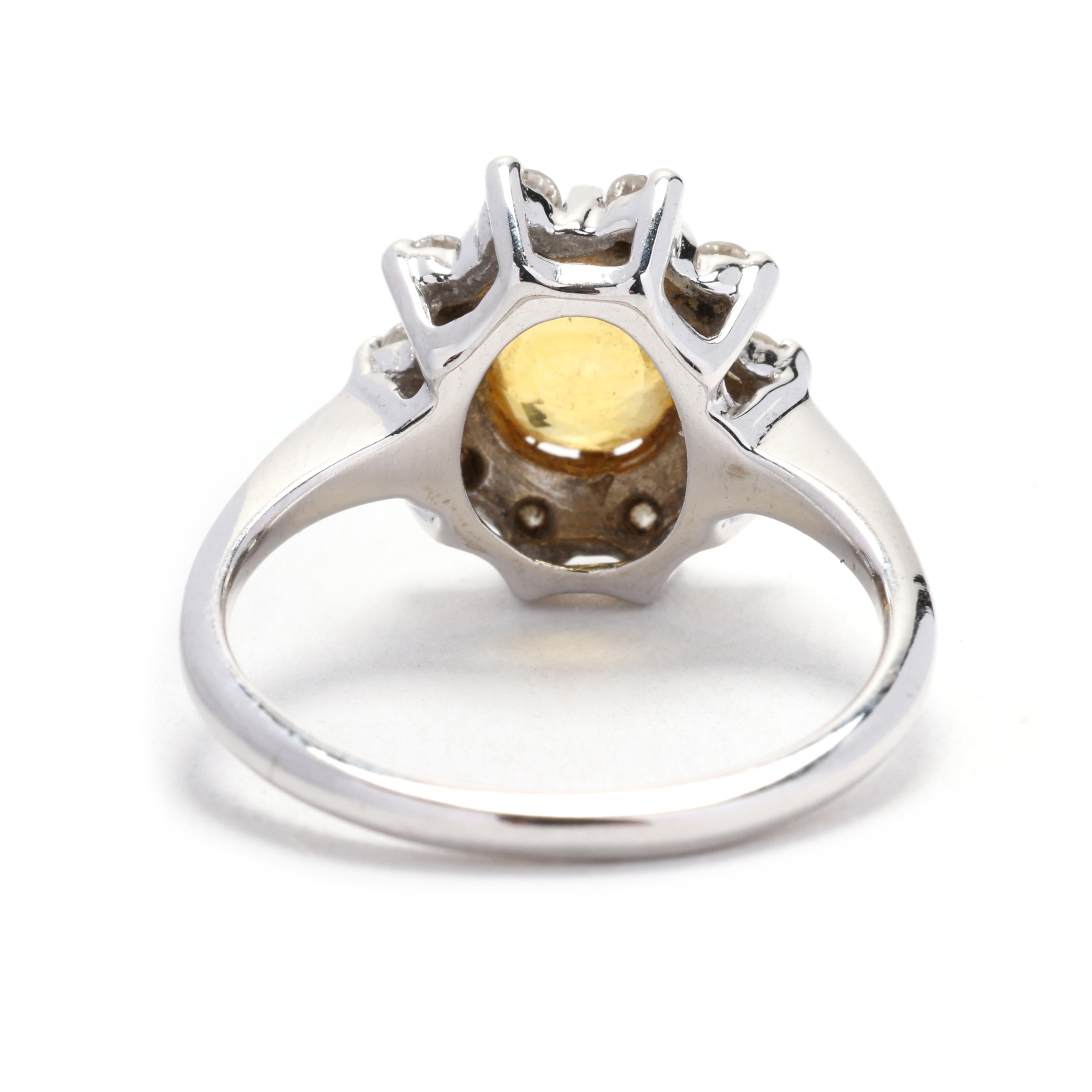 Taille ovale Bague cocktail saphir et diamant halo, or blanc 14k, taille 5.75 en vente