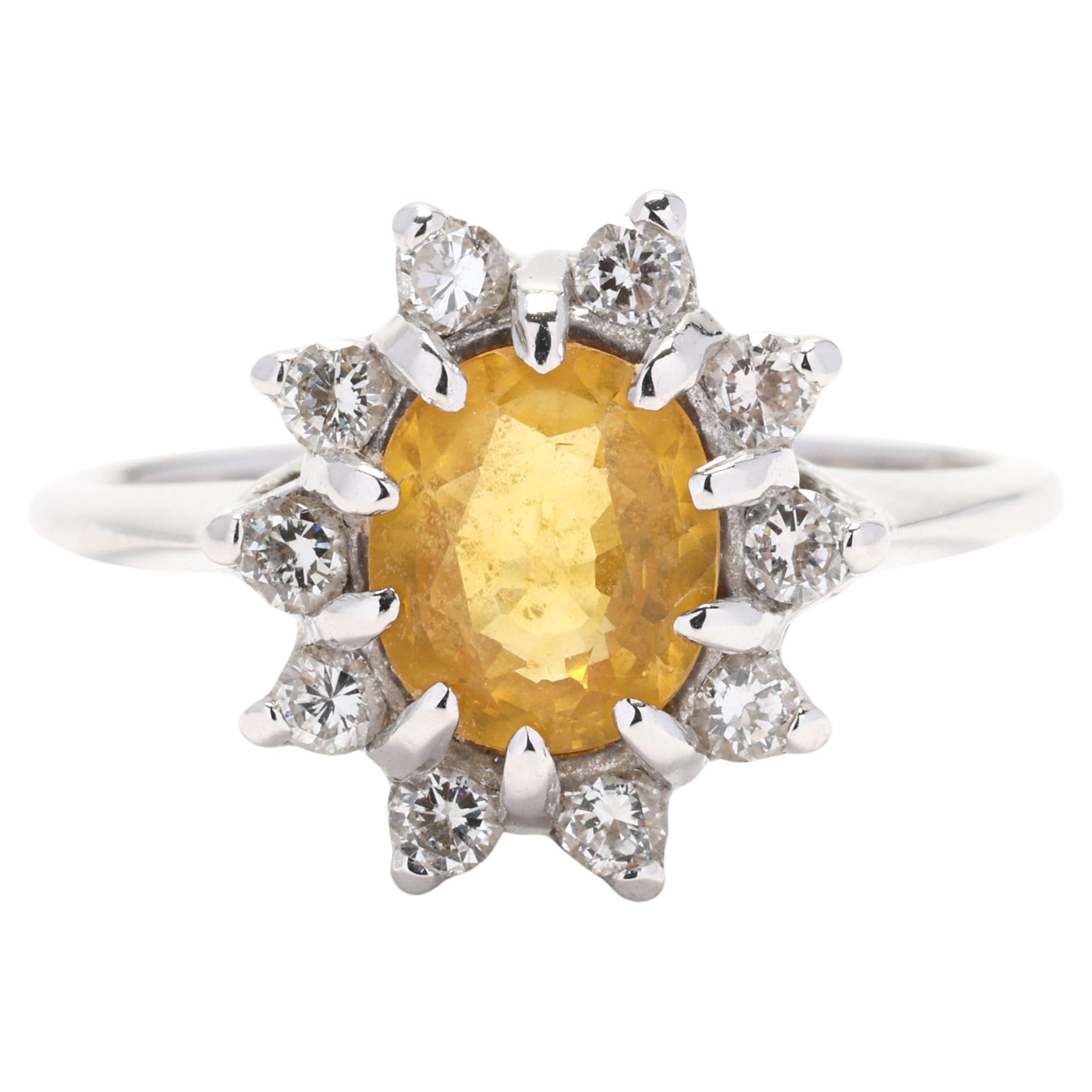 Bague cocktail saphir et diamant halo, or blanc 14k, taille 5.75 en vente