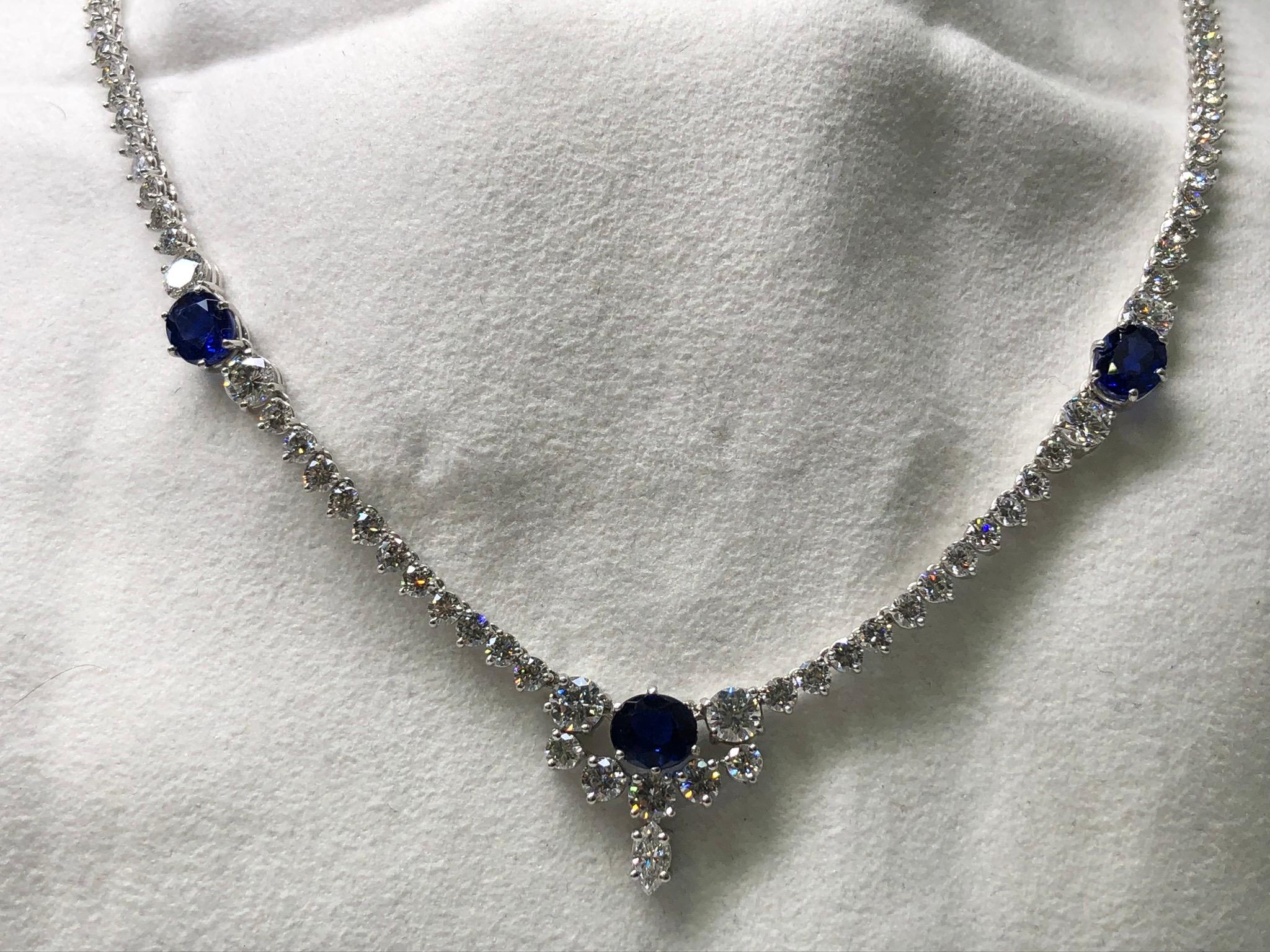 Sapphire and Diamond Necklace In Good Condition For Sale In New York, NY
