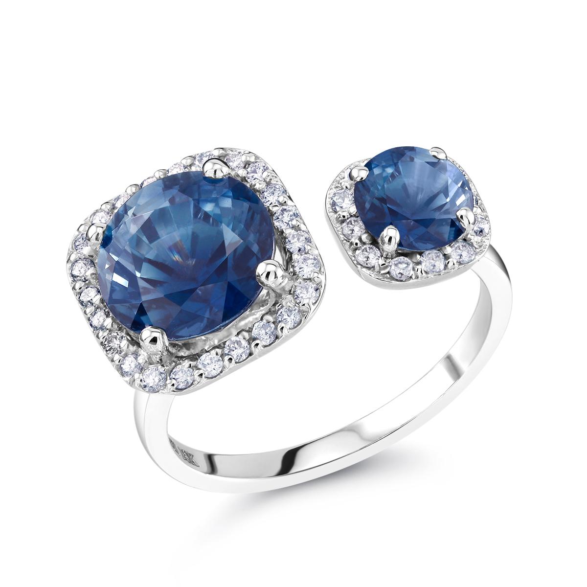 Sapphire and Diamond Open Shank Cocktail Ring Weighing 5.70 Carat In New Condition In New York, NY