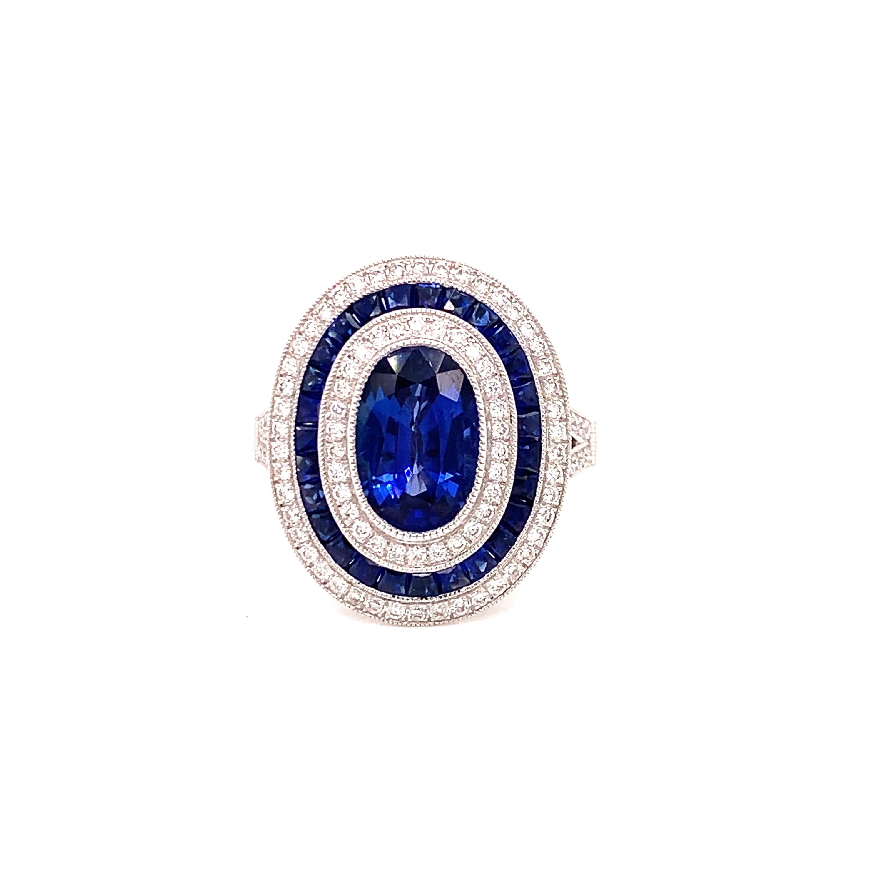 Ovaler Ring mit Saphir und Diamant im Vintage-Stil (Ovalschliff)