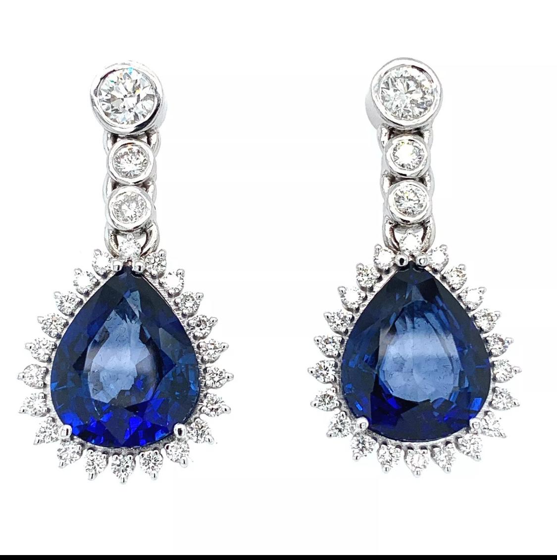 Saphir und Diamant Birnenschliff Art Deco Tropfen Halskette und Ohrringe Set 18k Gold (Art déco) im Angebot