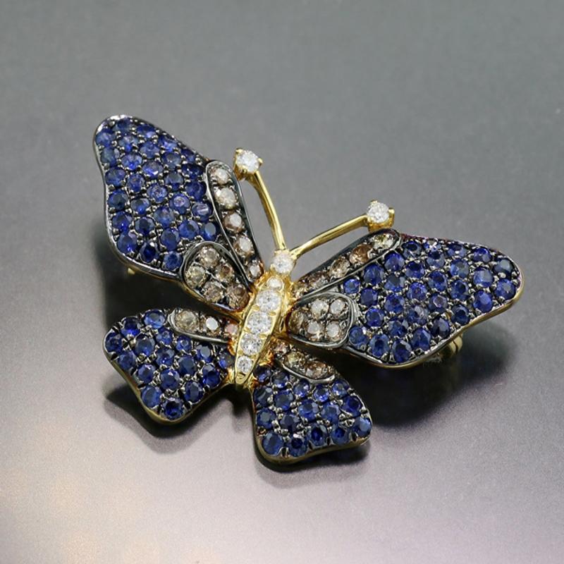 Contemporary Sapphire and Diamond Pendant 