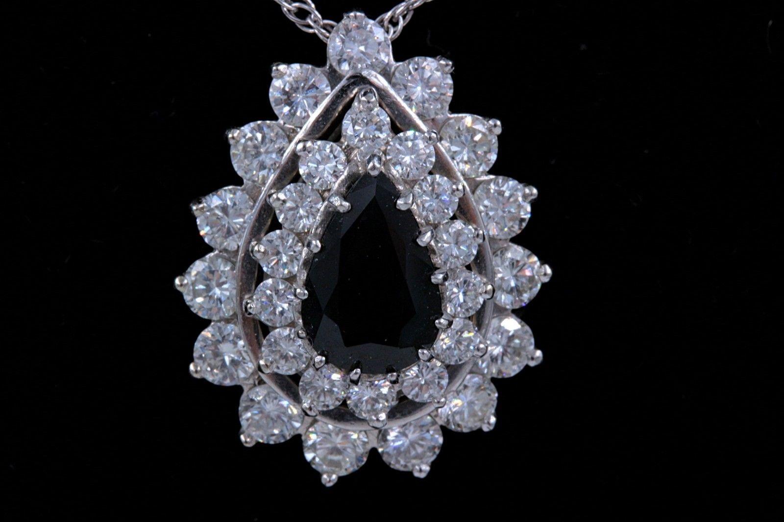 Sapphire and Diamond Pendant Necklace 4.78 Carat 14 Karat White Gold For Sale 2