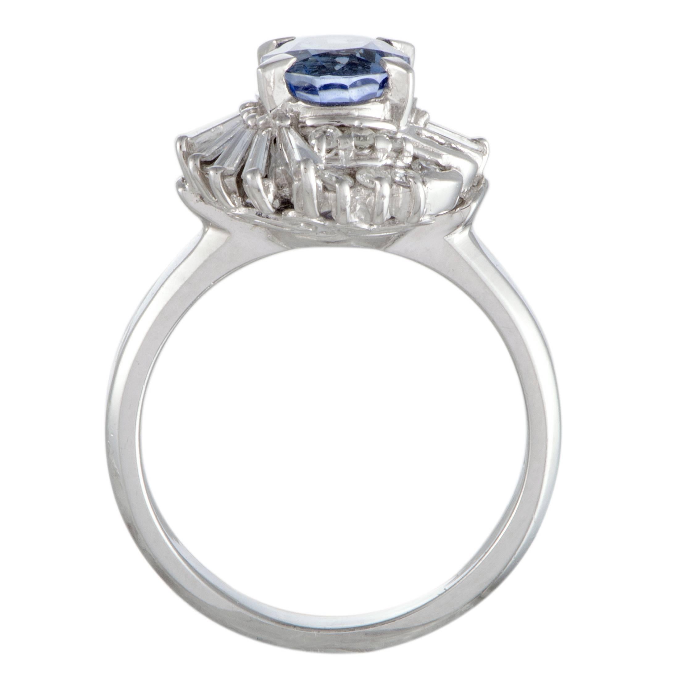 Accentuated by diversely cut diamond stones, the regal allure of sapphire is brought to a whole new level in this exceptional ring. Made of platinum, the ring boasts a total of 0.45 carats of diamonds, while the sapphire weighs 2.33 carats.
Ring Top