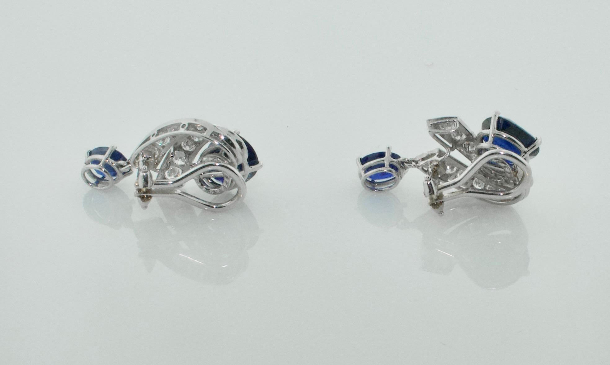 Oval Cut Sapphire and Diamond Platinum Earrings circa 1940s 7.10 Carat of Sapphire For Sale
