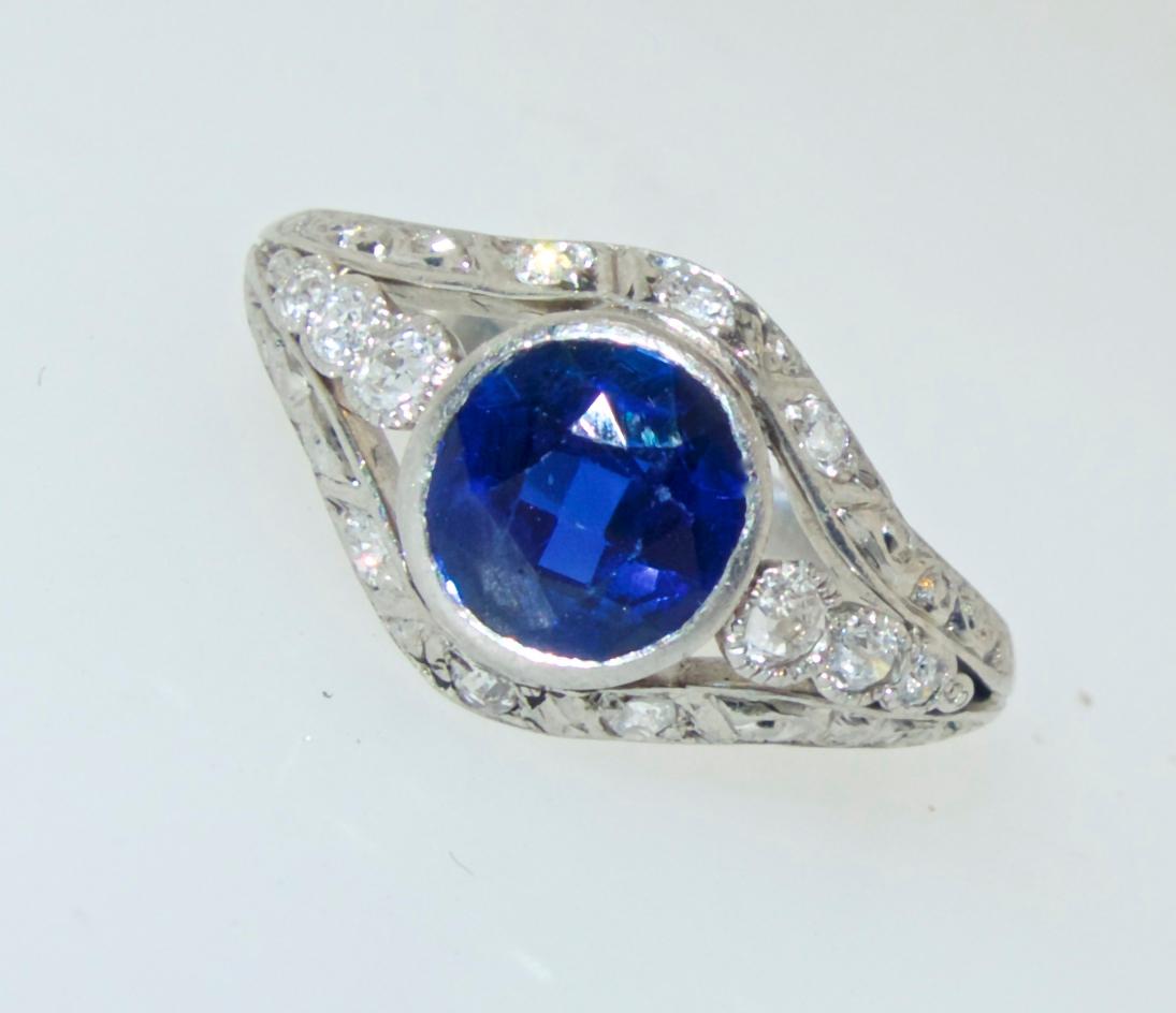 Art Deco Burma sapphire, unheated,  and Diamond Platinum Ring, circa 1920