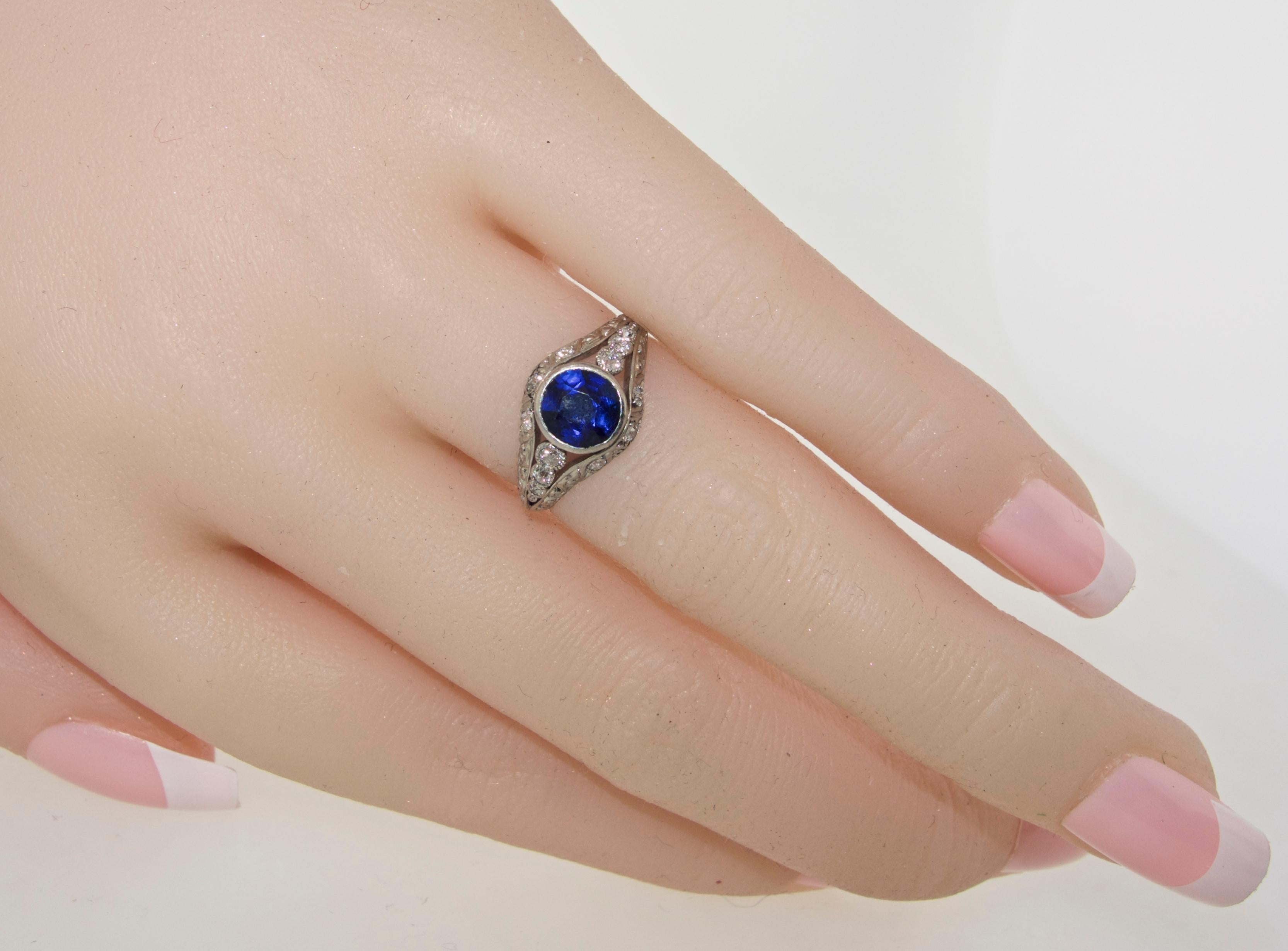 Women's or Men's Burma sapphire, unheated,  and Diamond Platinum Ring, circa 1920