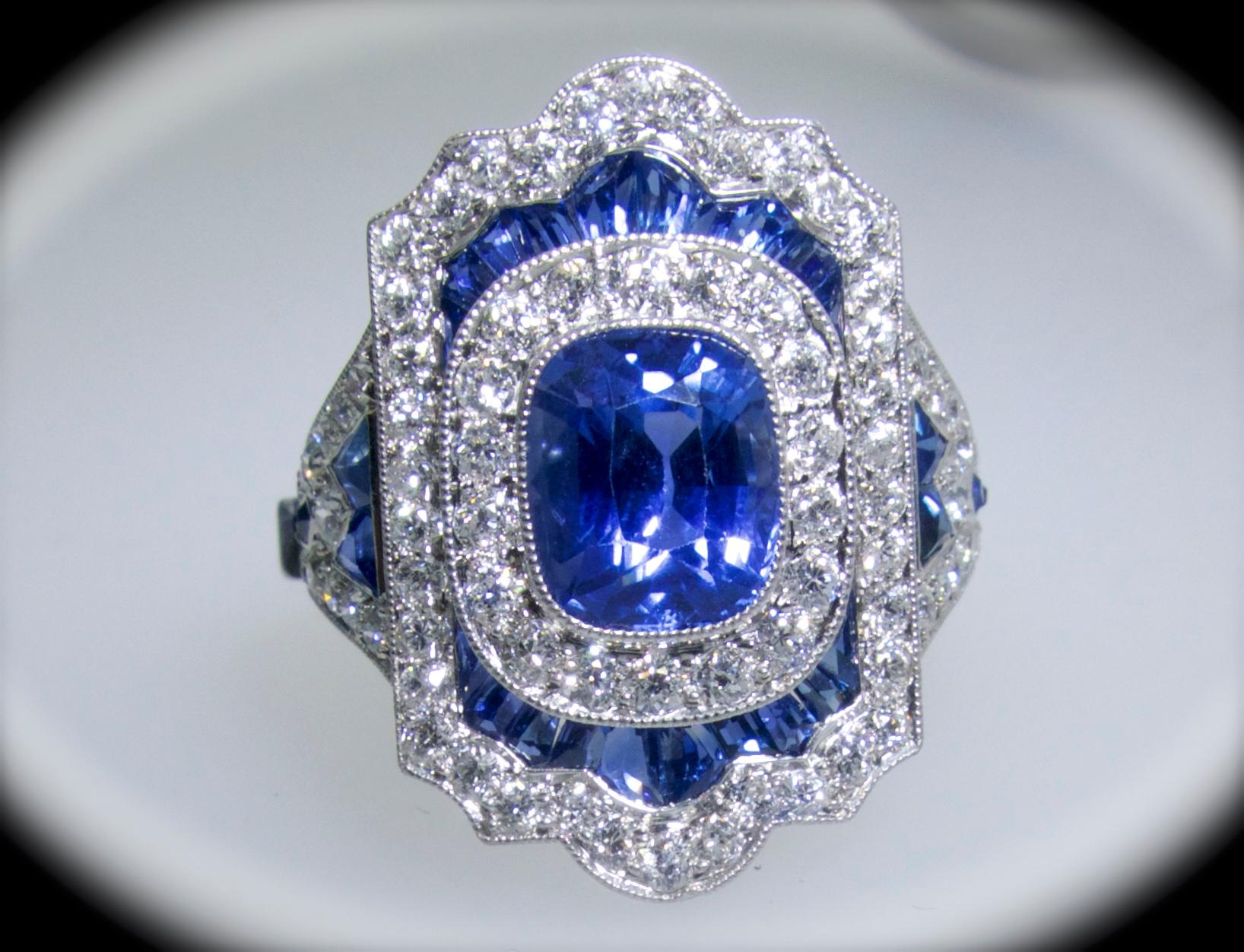 Women's or Men's GIA certified no heat Ceylon Sapphire and Diamond Platinum Ring