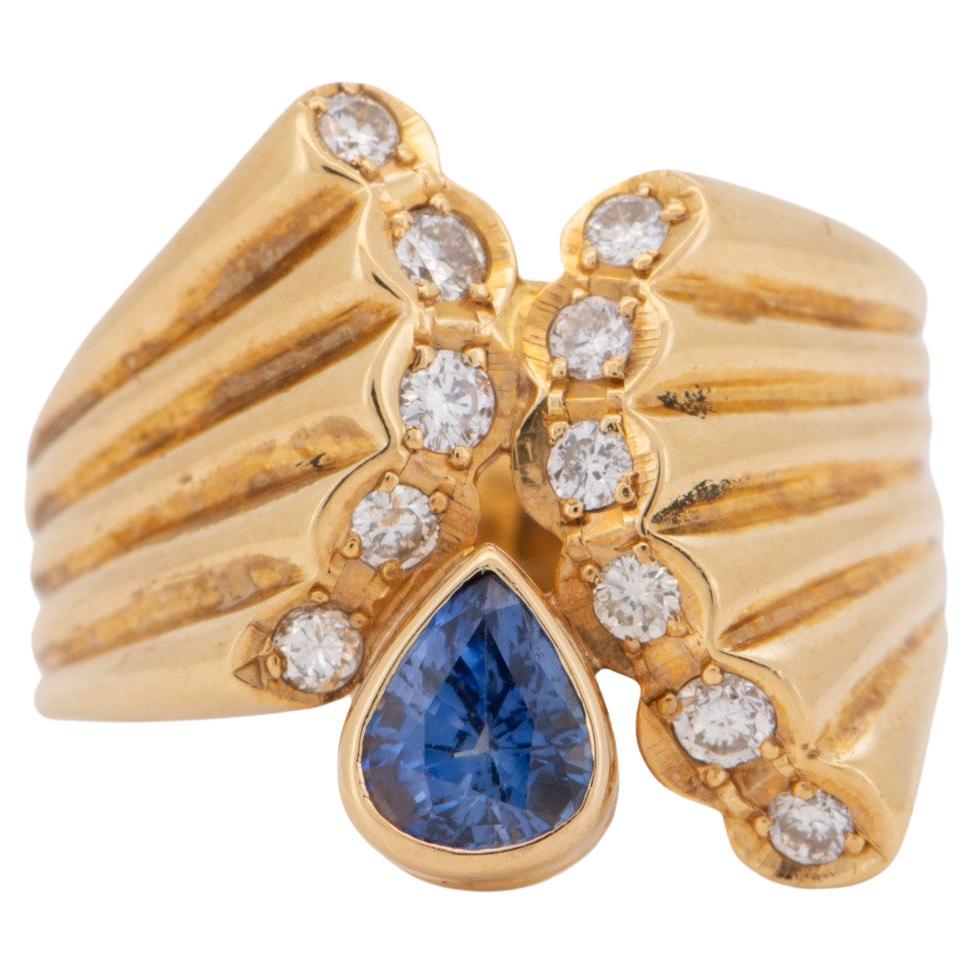 Sapphire and Diamond Ribbed Ring 18K Gold R6726 For Sale
