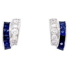 Boucles d'oreilles pendantes rétro en or avec ruban de saphirs et de diamants - Estate Fine Jewelry