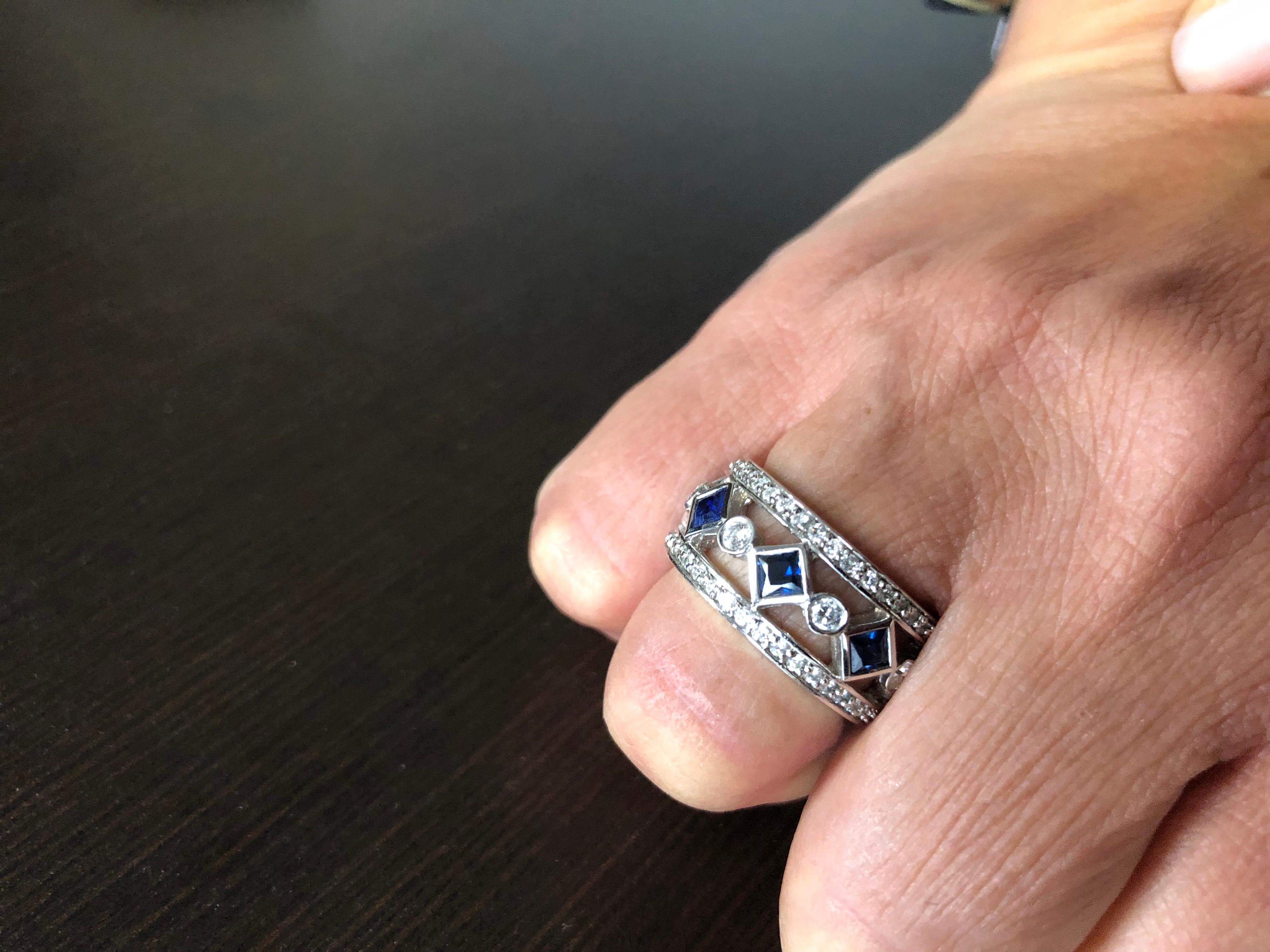 Ring mit 3,40 Karat Saphir und Diamant (Moderne) im Angebot