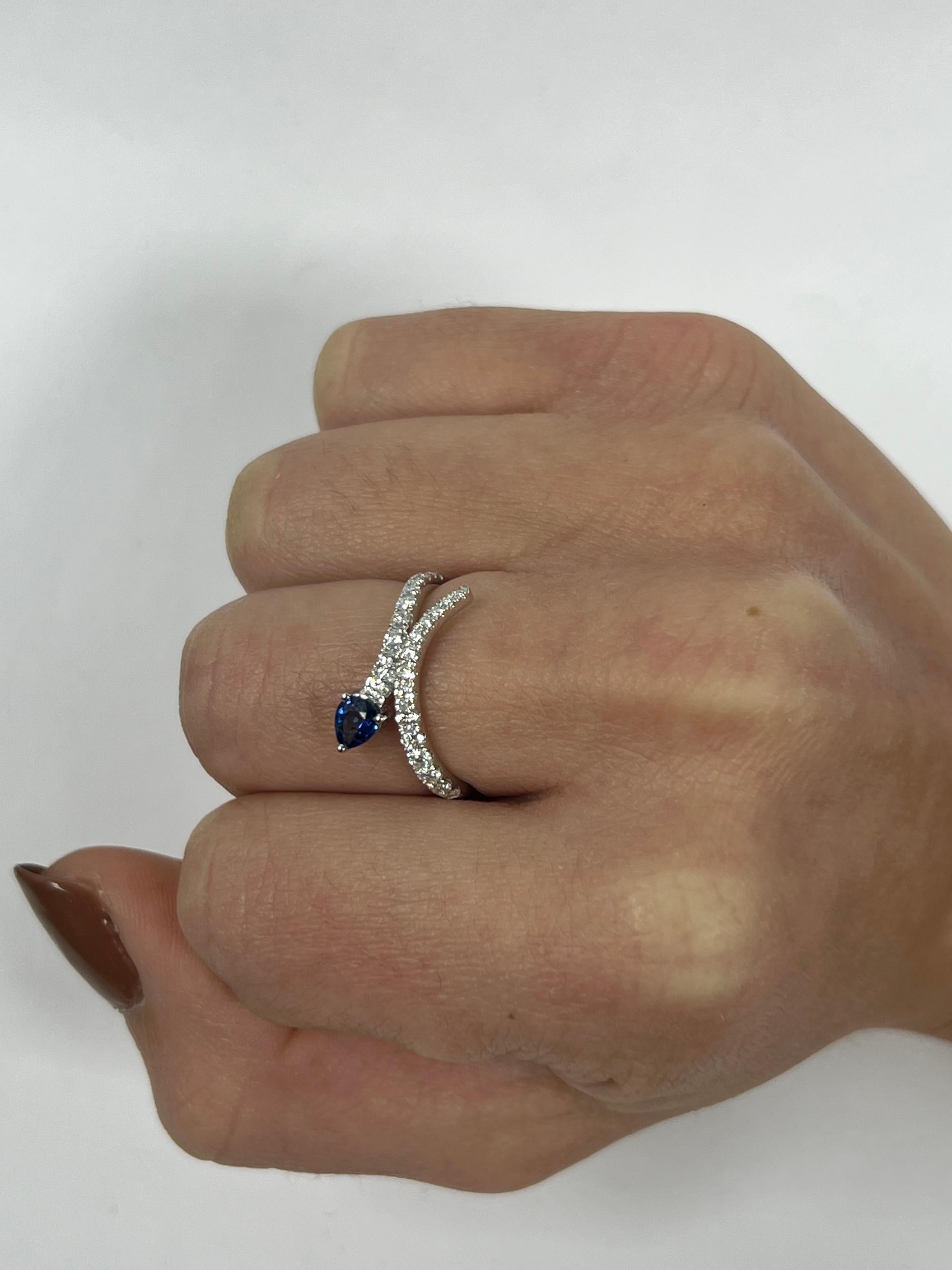 Brilliant Cut Sapphire and Diamond Ring For Sale