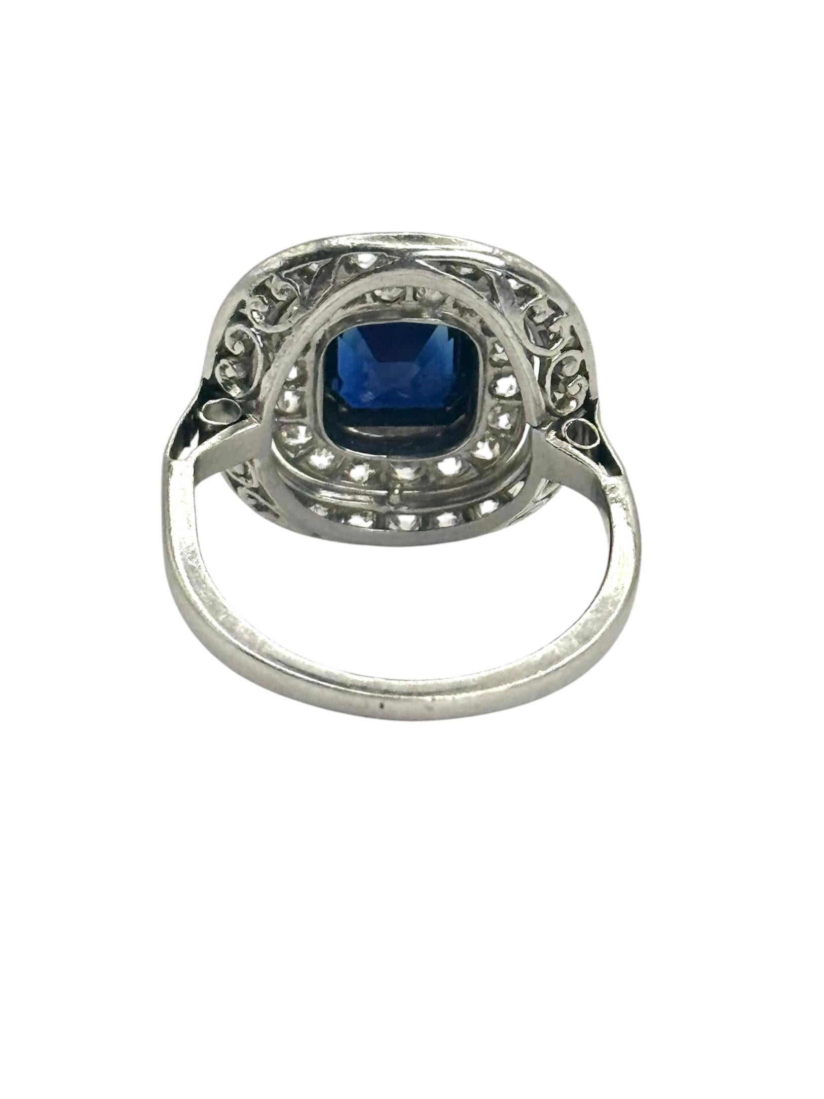 Anello in platino e oro bianco con zaffiro e diamante In condizioni ottime in vendita a Great Neck Plaza, NY