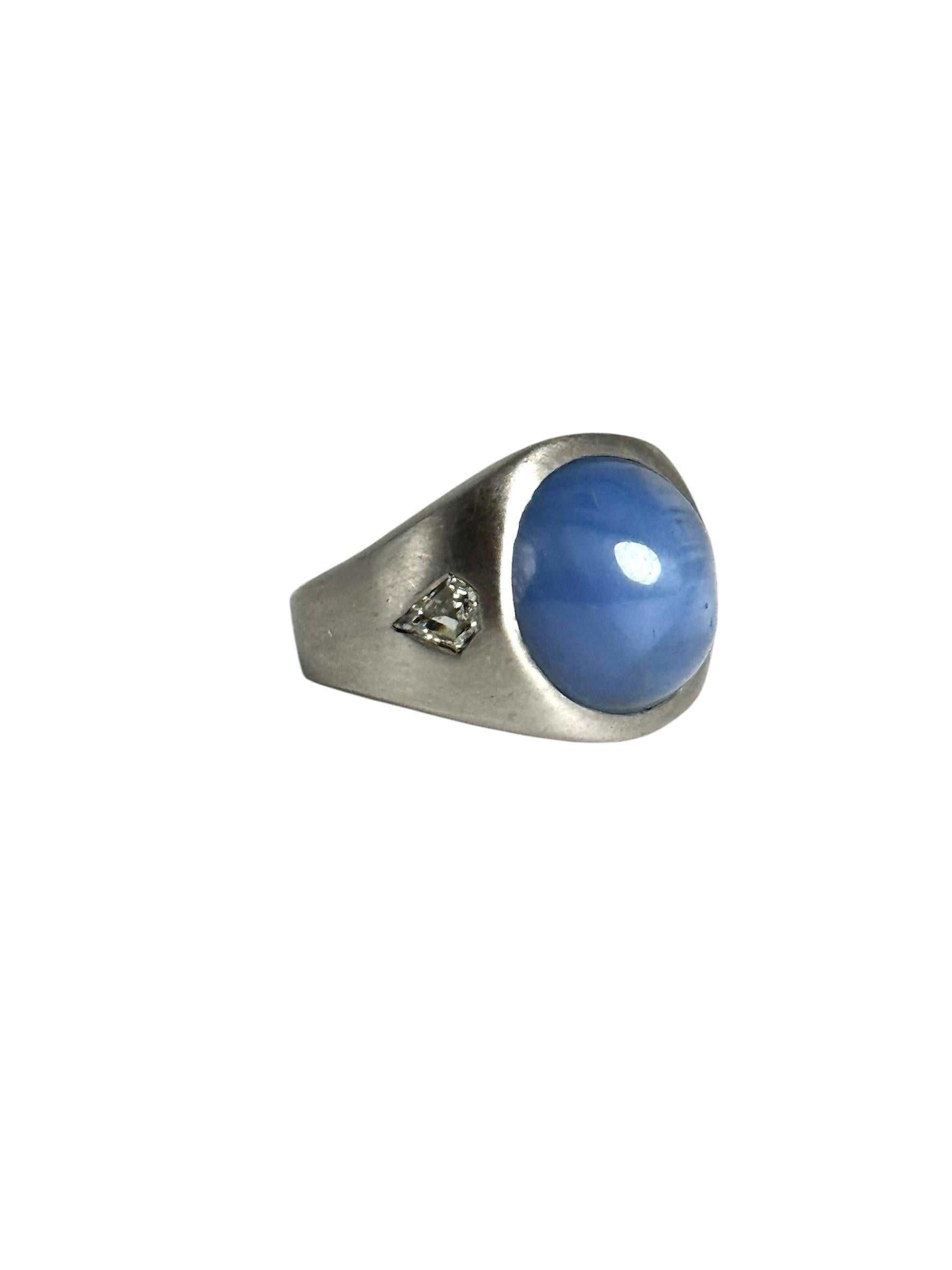 Ring aus 14 Karat Weißgold mit Saphir und Diamant im Angebot 1