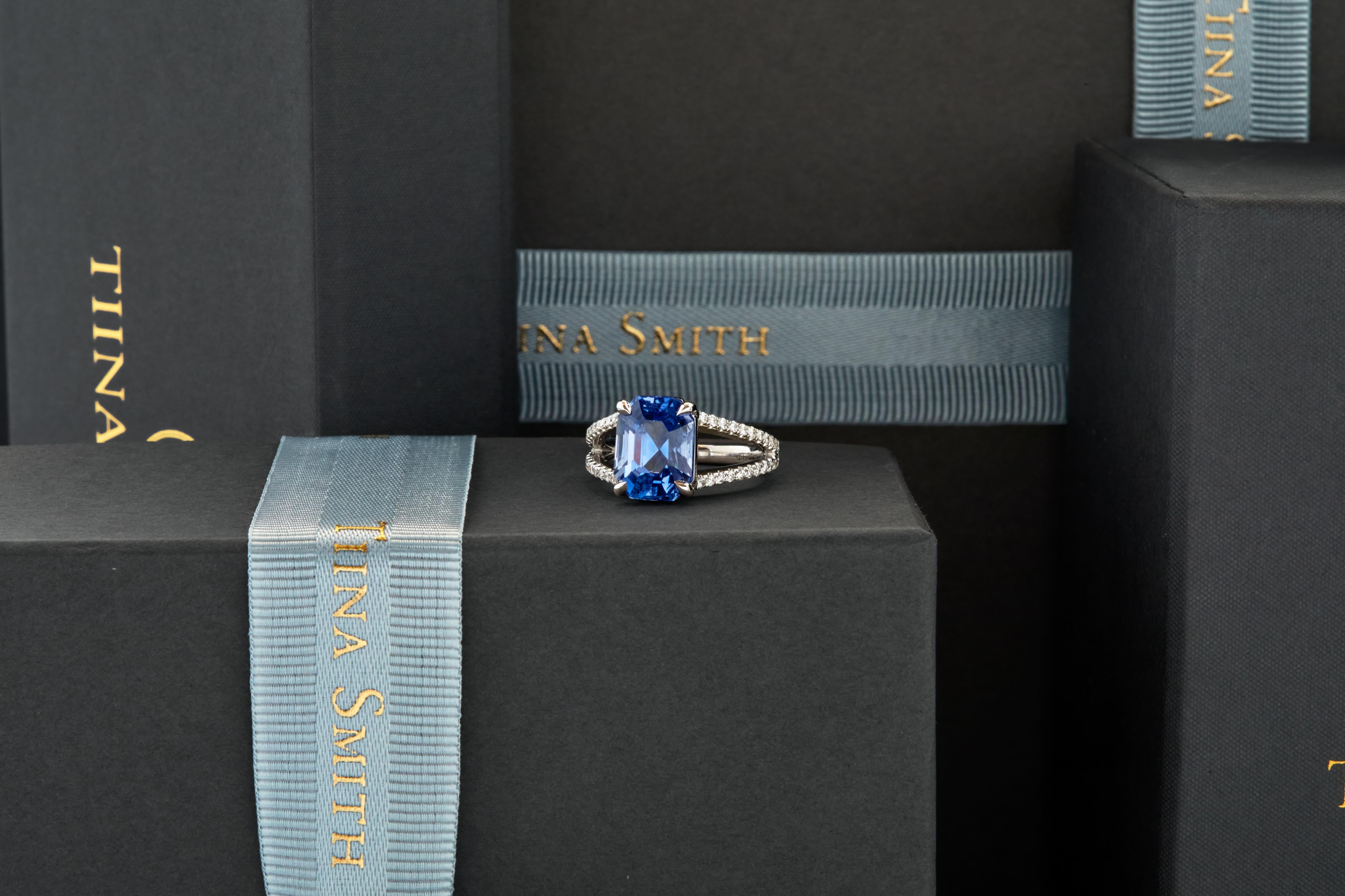 Women's Sapphire and Diamond Ring