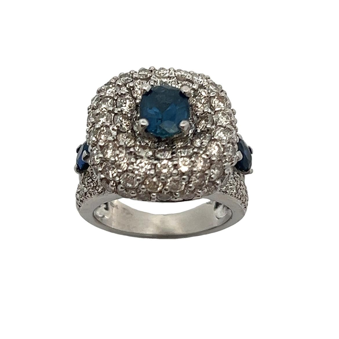 Sapphire and Diamond Ring For Sale 1
