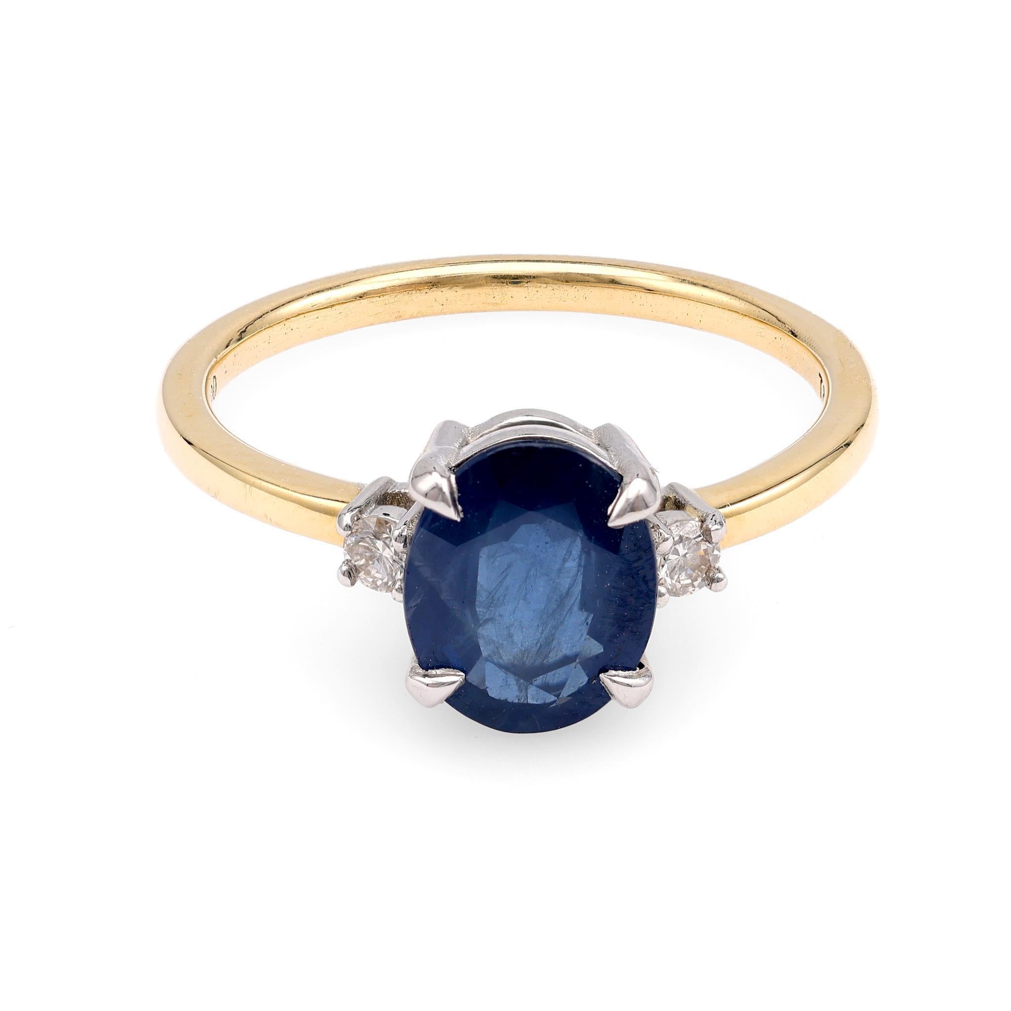 Sapphire and Diamond Ring For Sale