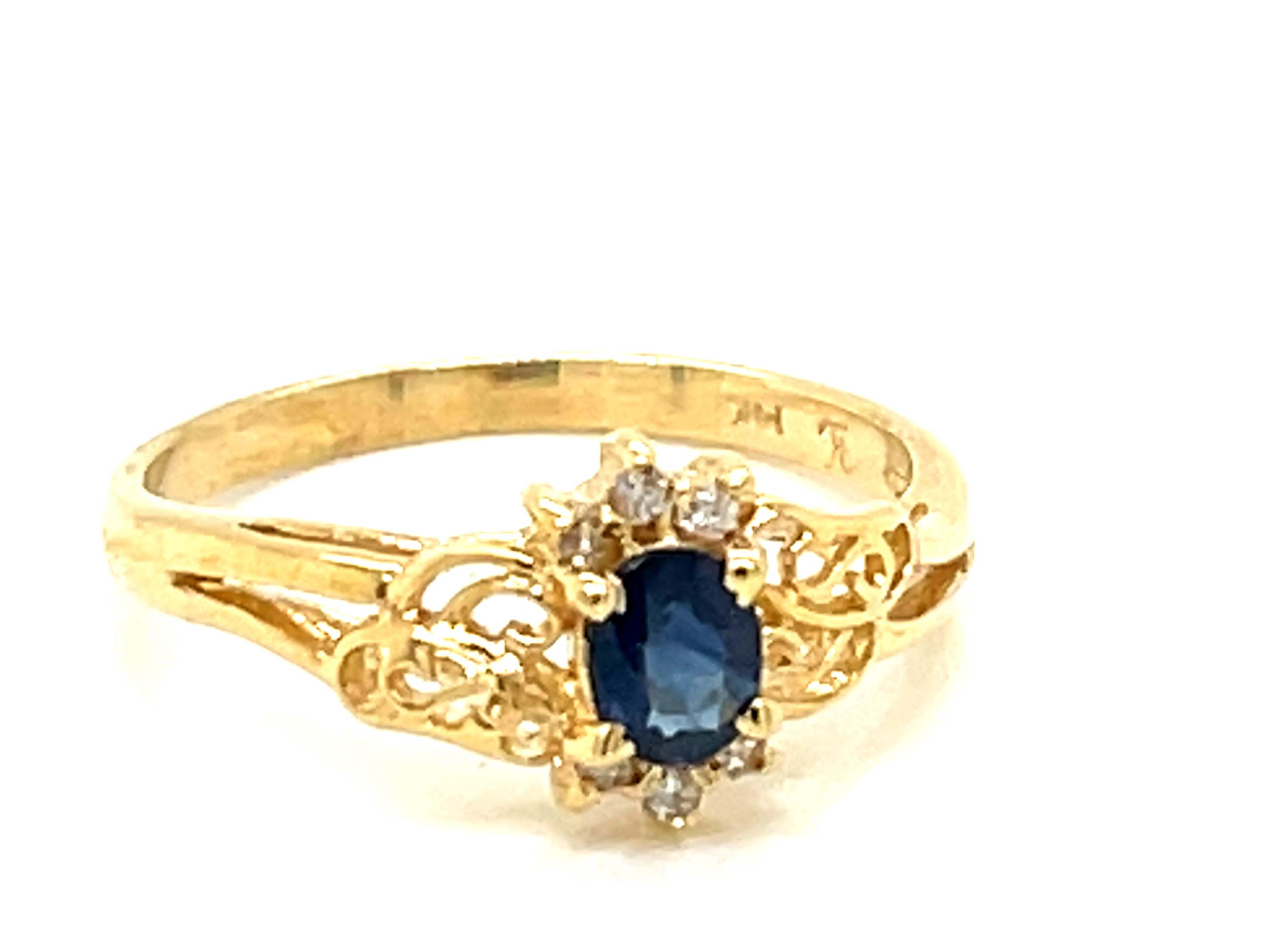 Modern Sapphire and Diamond Ring in 14k Yellow Gold