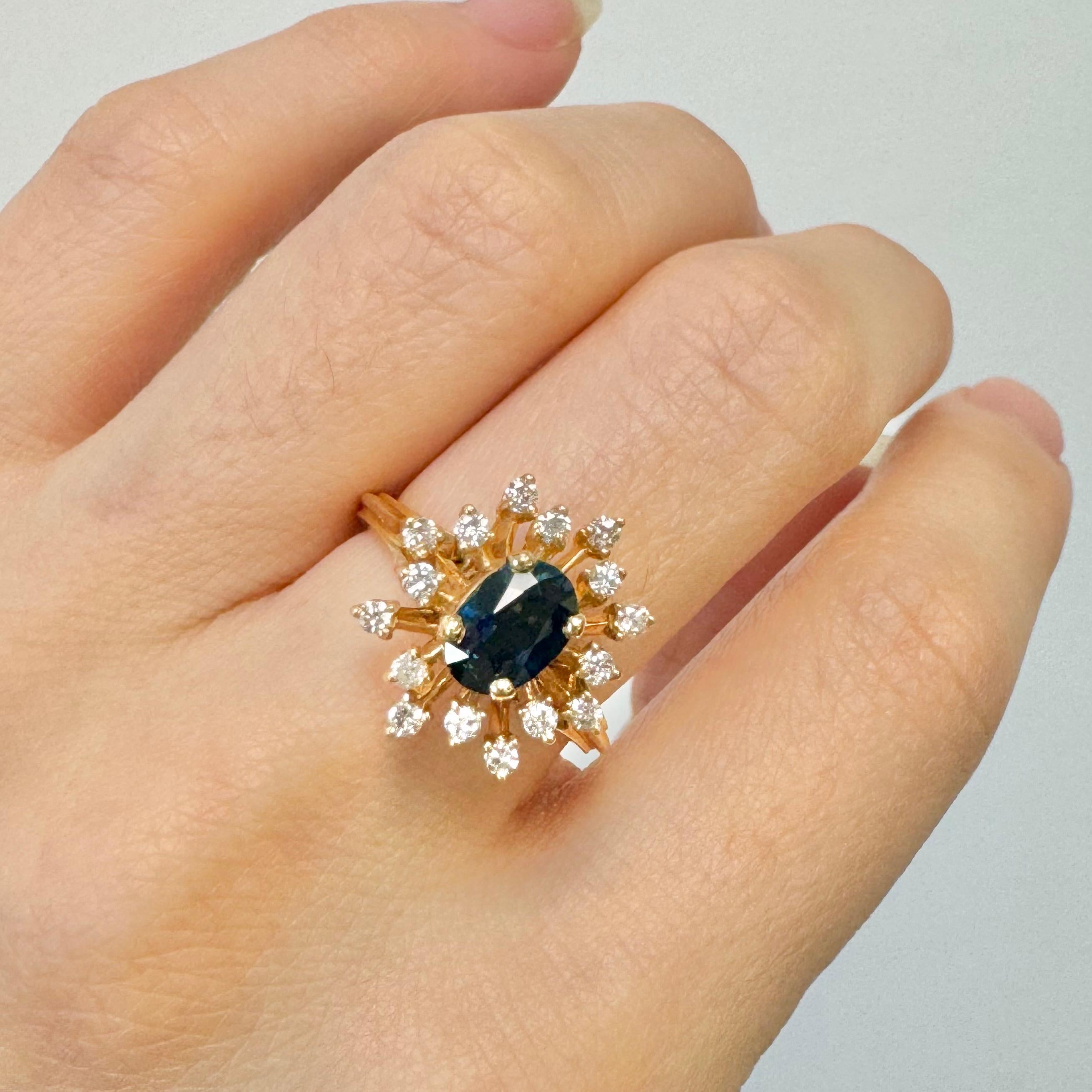 Sapphire and Diamond Ring in 14k yellow gold In Excellent Condition For Sale In New York, NY