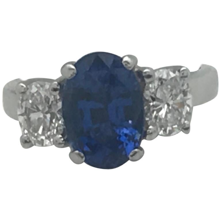 Sapphire and Diamond Ring Set in Platinum For Sale