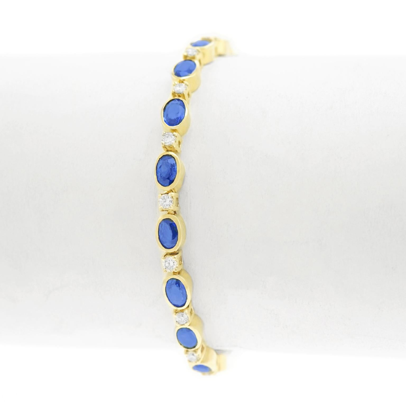 Sapphire and Diamond-Set Gold Bracelet 3