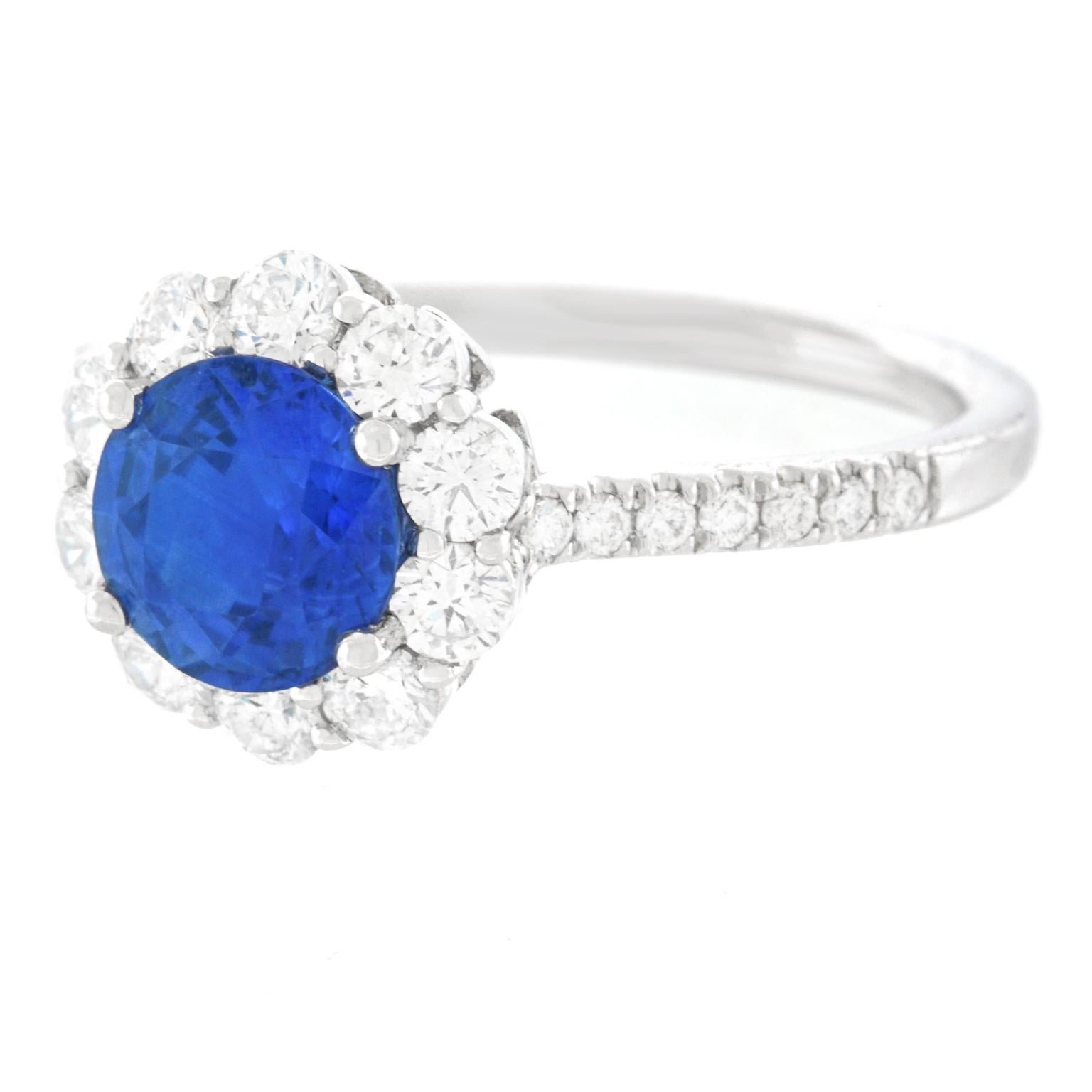Brilliant Cut Sapphire and Diamond Set Gold Ring For Sale