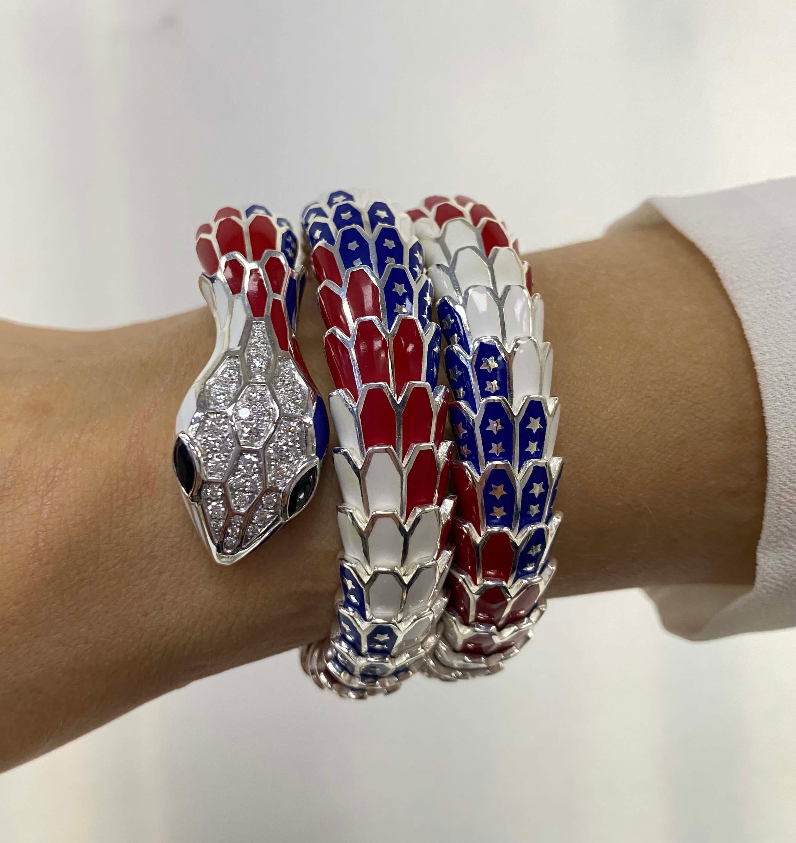 Bracelet jonc serpent en saphir et diamants, Italie Pour femmes en vente