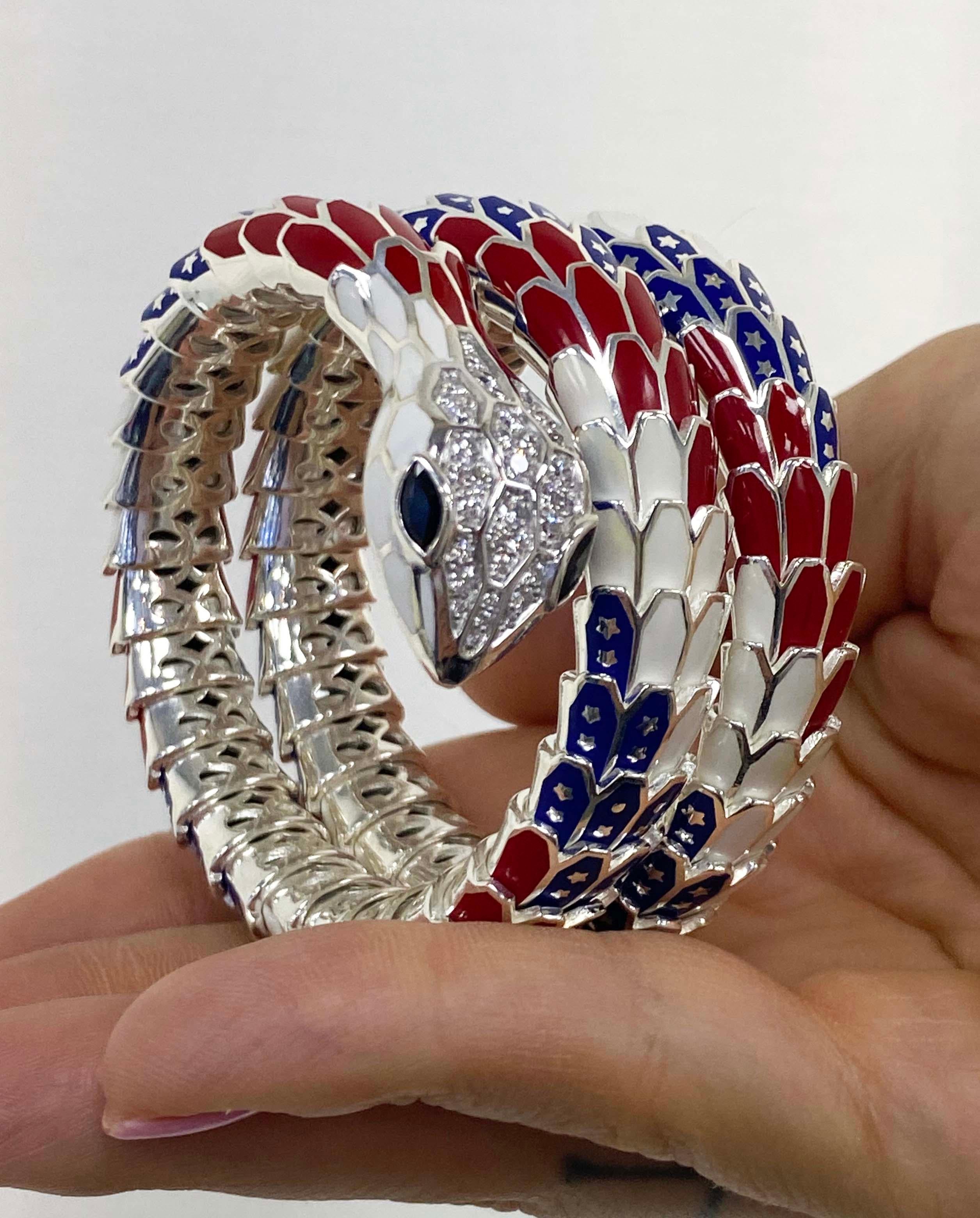 Bracelet jonc serpent en saphir et diamants, Italie en vente 2