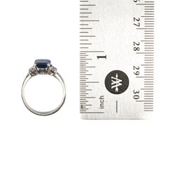 Bague à trois pierres en saphir et diamant
