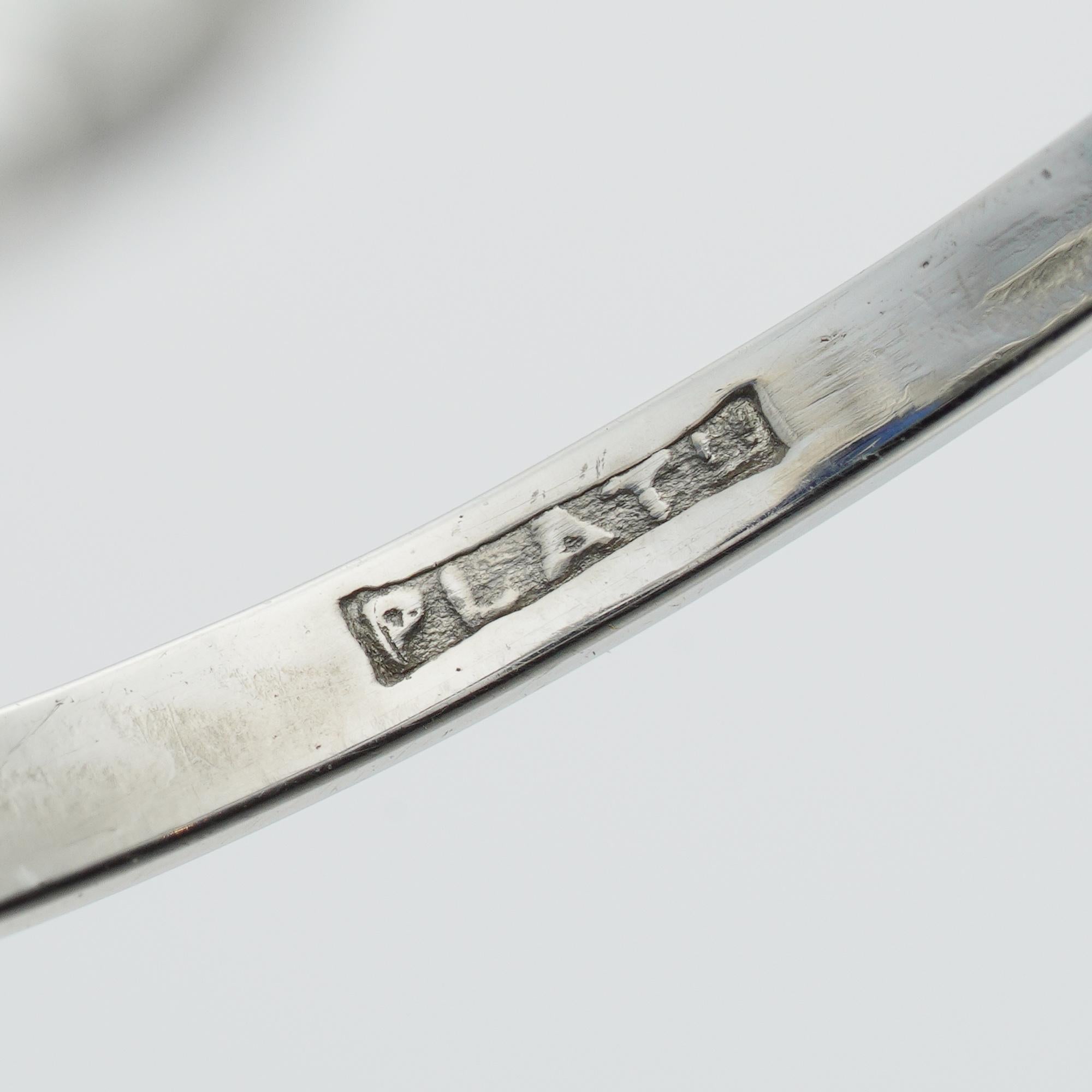 Anello a tre pietre con zaffiro e diamante In condizioni buone in vendita a London, GB