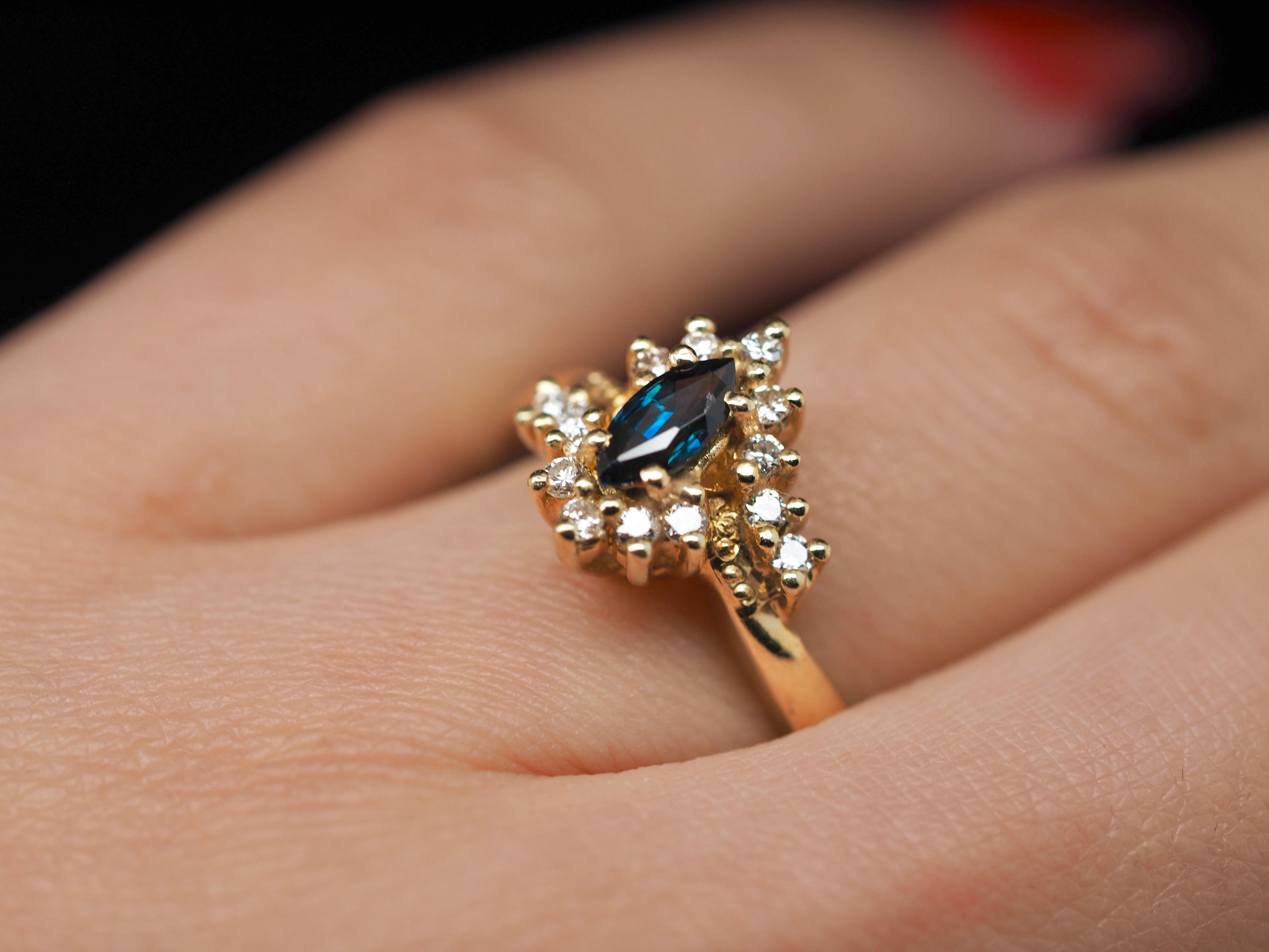 Sapphire and Diamond Vintage Marquise Ring in 14 Karat Yellow Gold For Sale 3