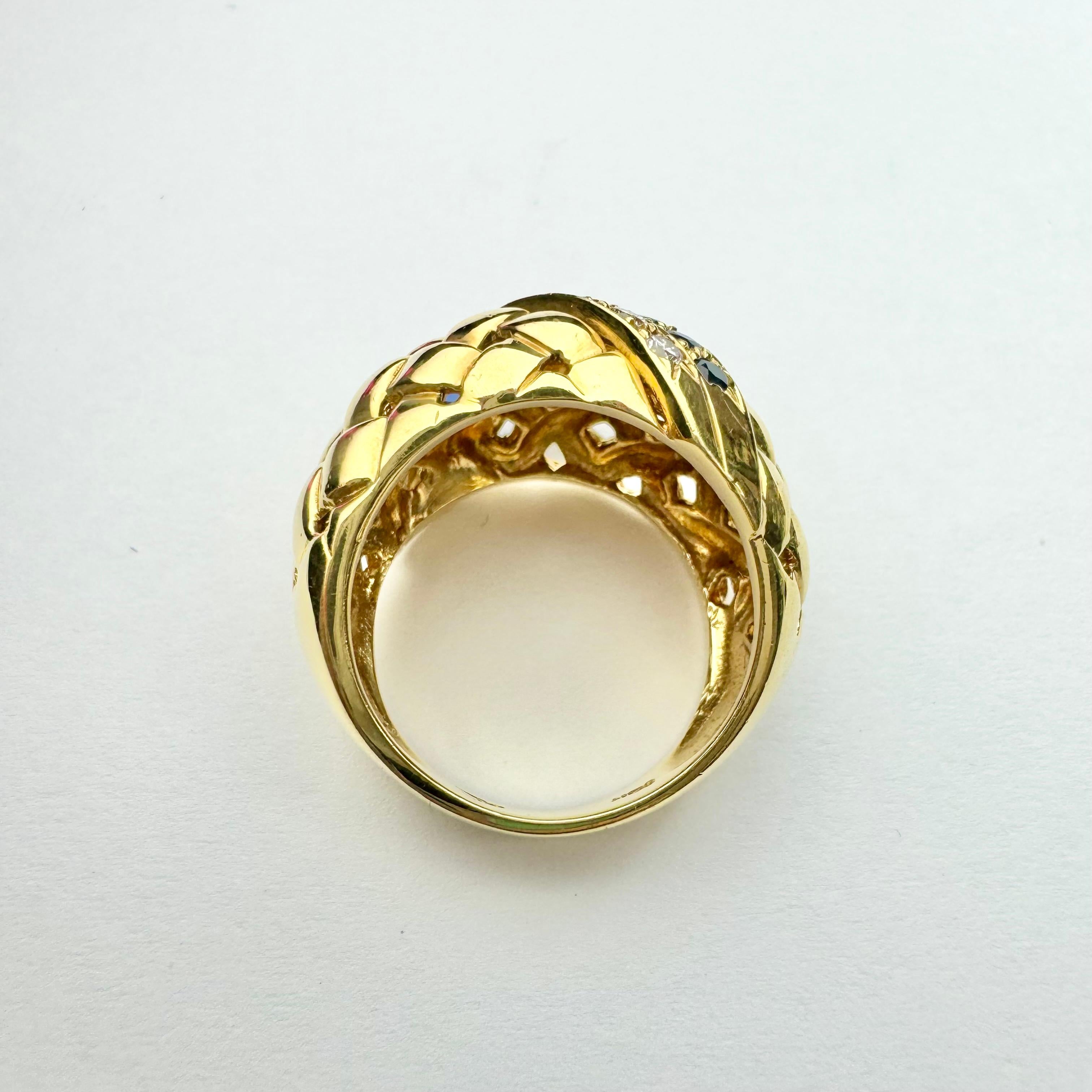 Round Cut Sapphire and Diamond Woven Ring in Solid 18k yellow Gold For Sale