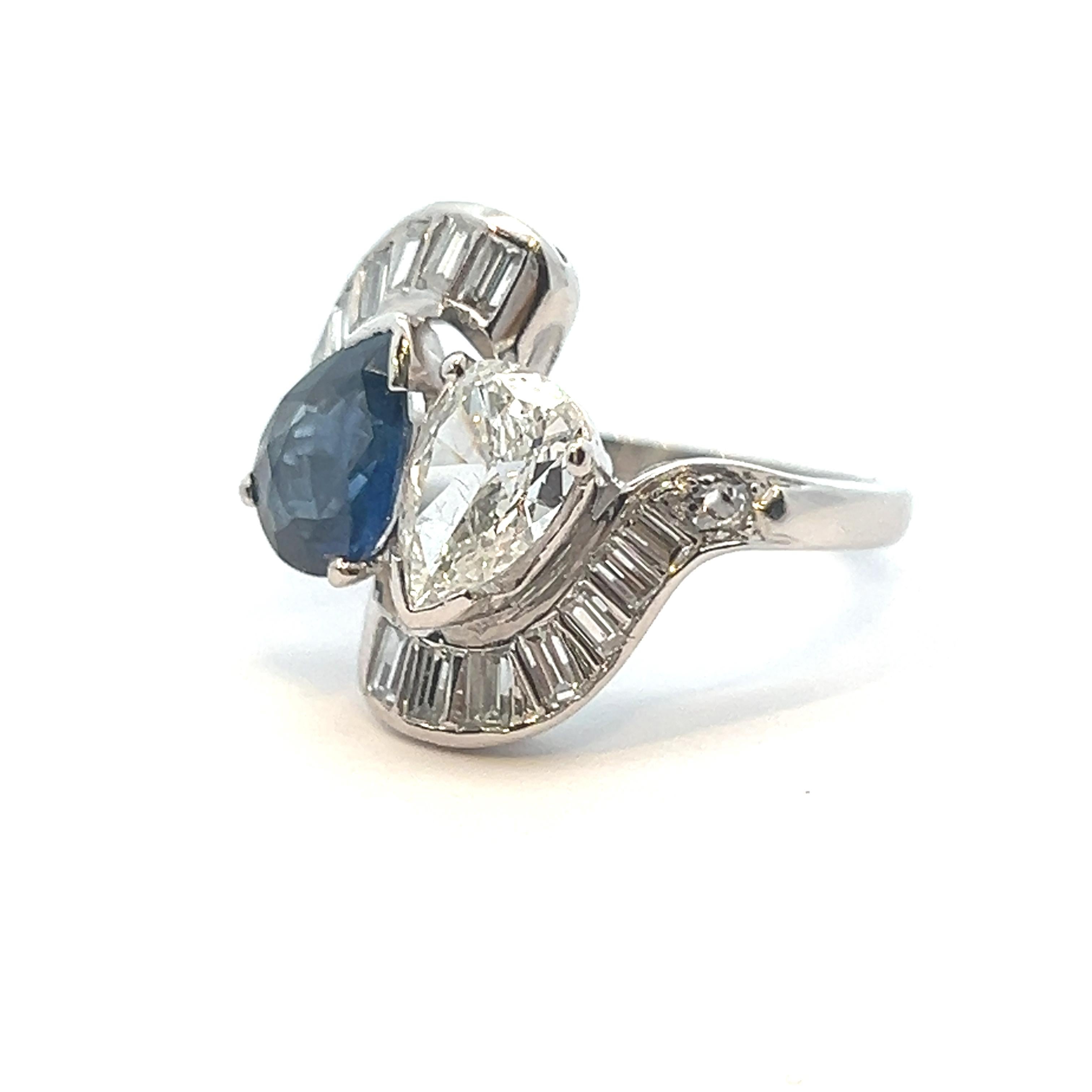 Sapphire and Diamond You & Me ring For Sale 1