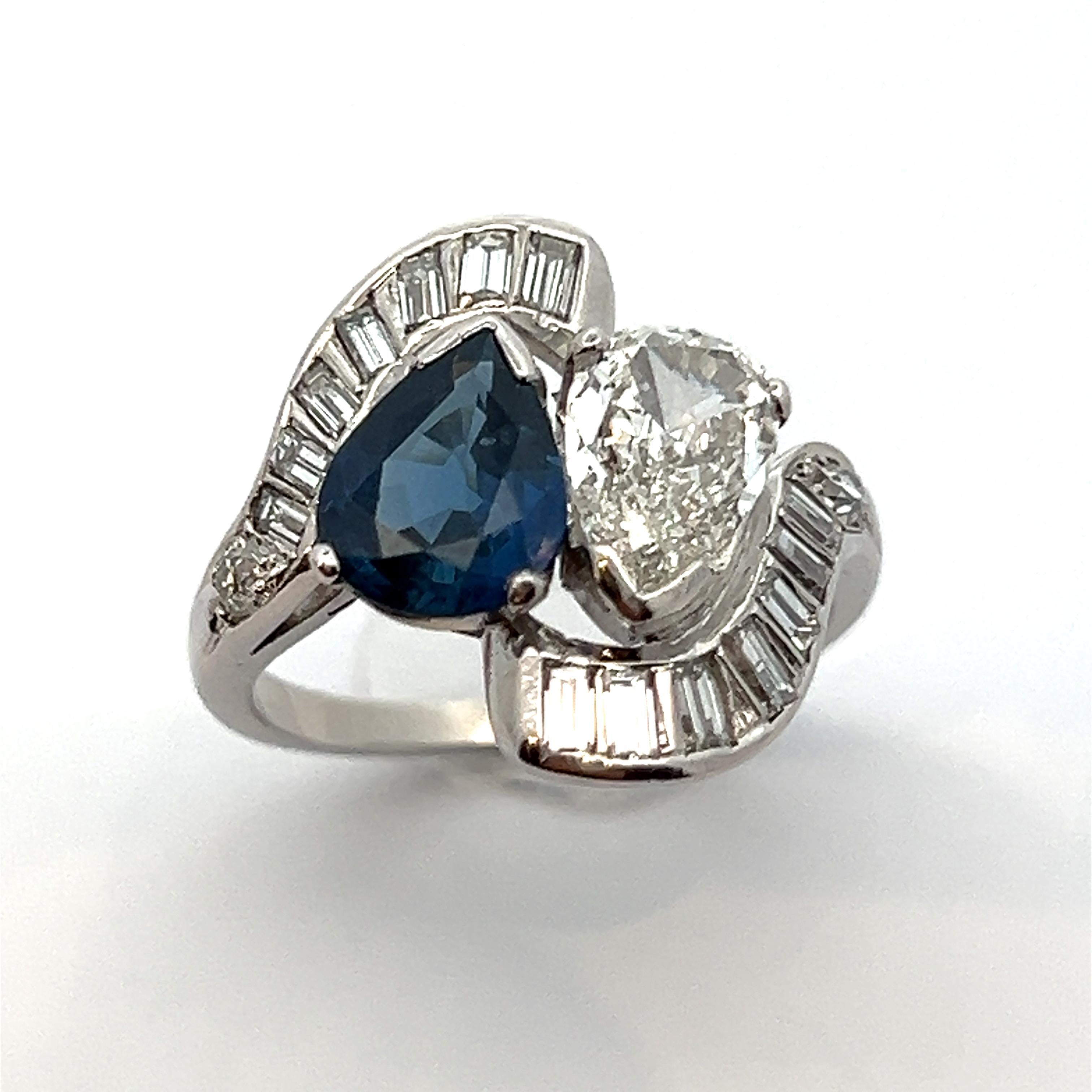 Sapphire and Diamond You & Me ring For Sale 4