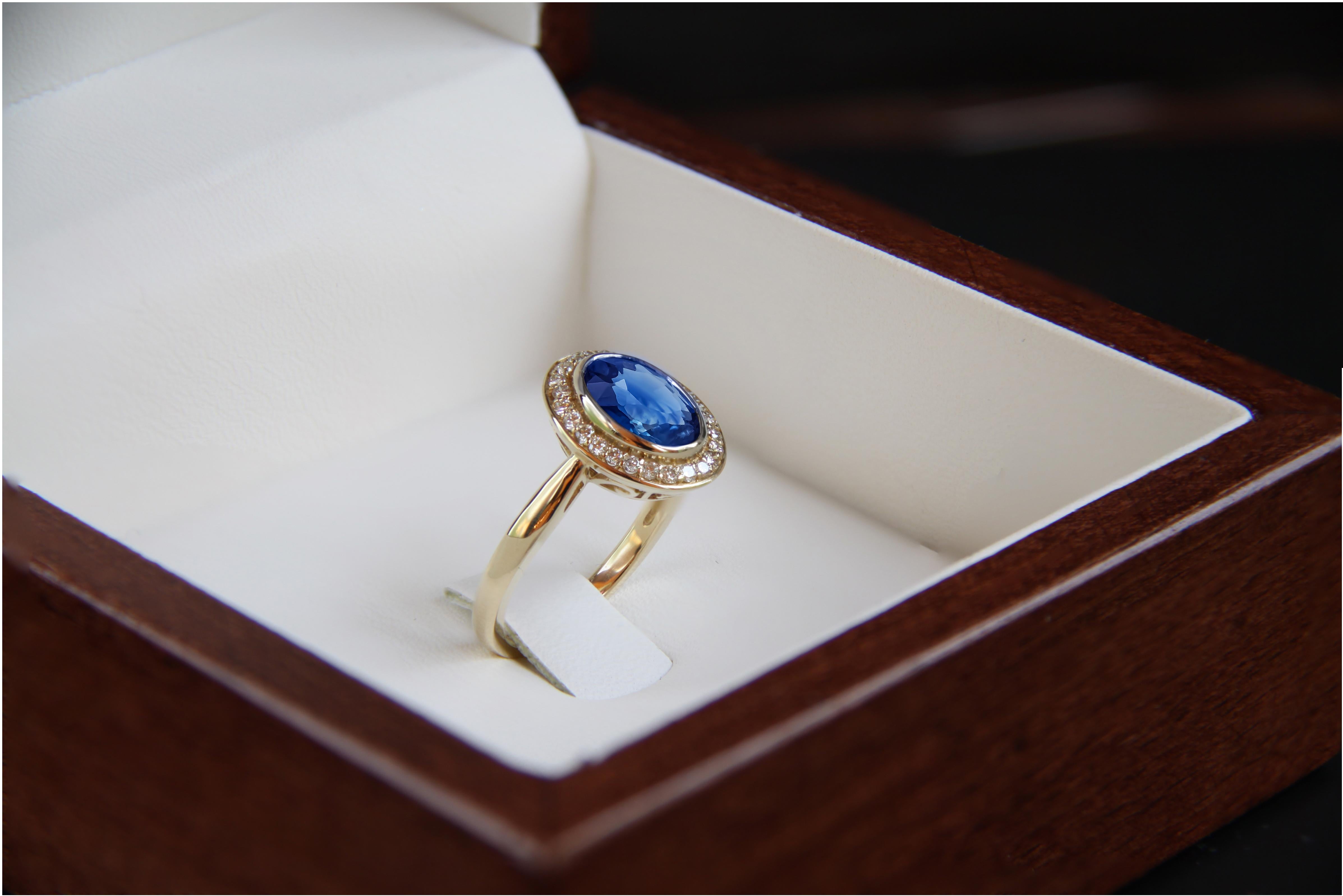 For Sale:  Sapphire and diamonds 14k gold ring. 4