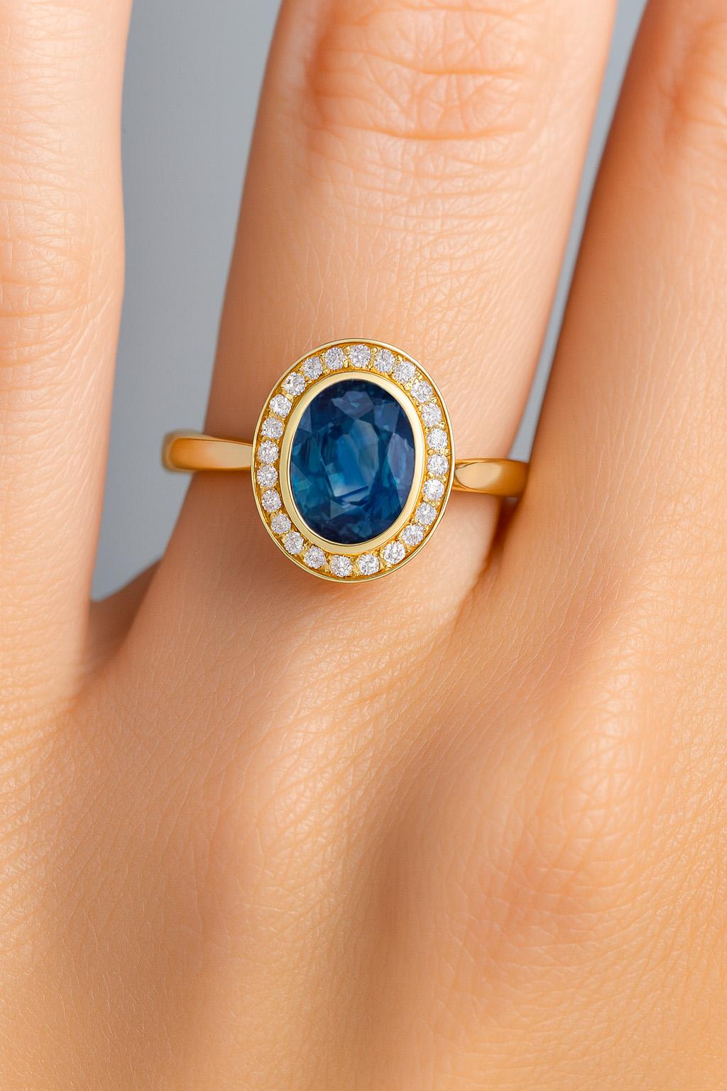 in vendita:  Anello in oro 14k con zaffiro e diamanti. 7