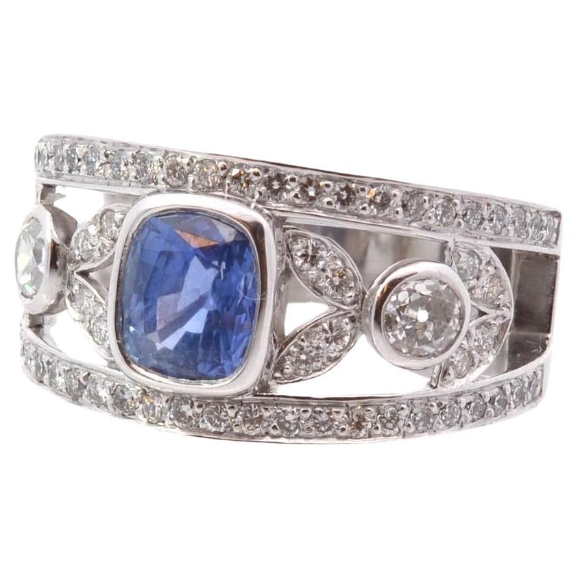 Sapphire and diamonds band ring in platinum For Sale