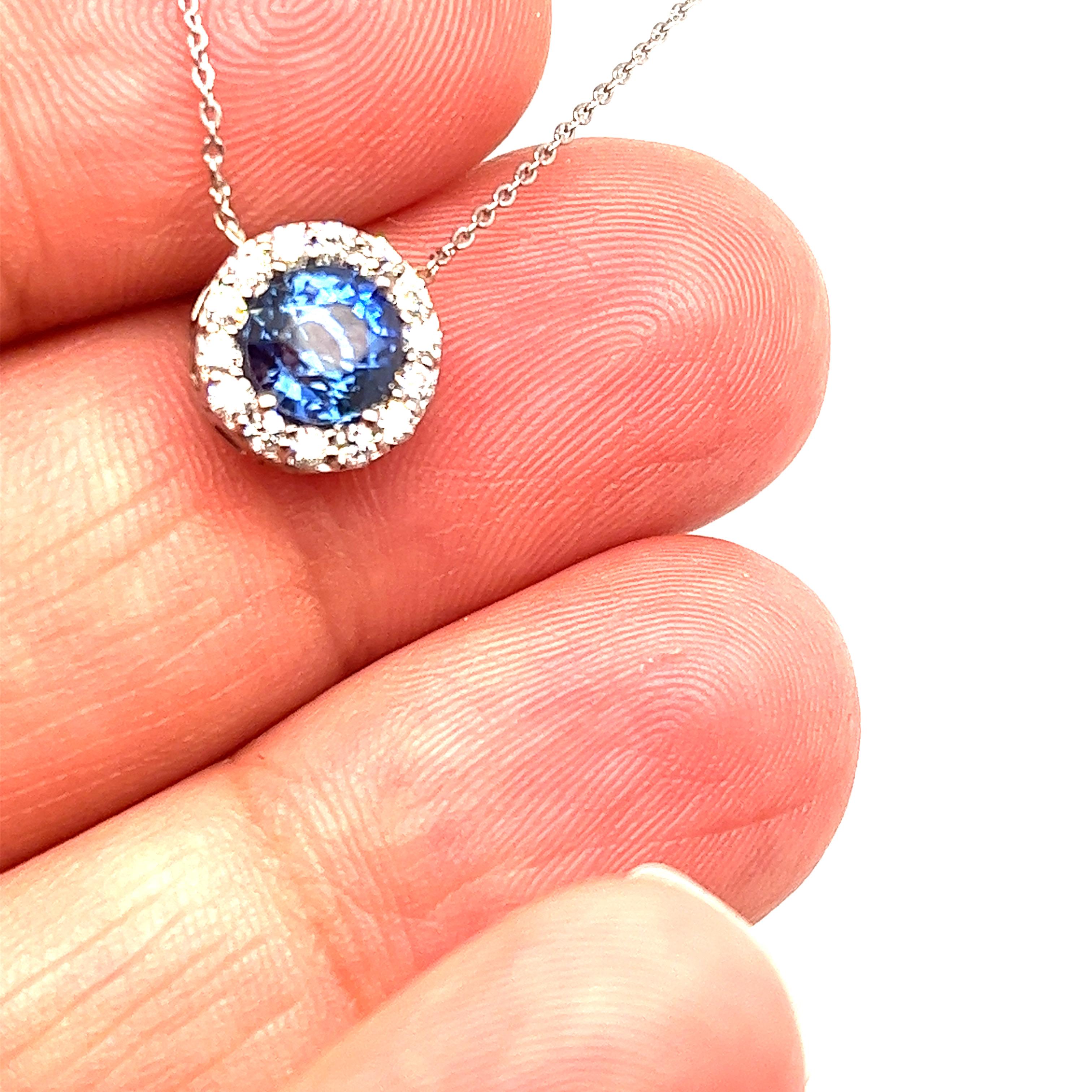 Women's or Men's Sapphire and Diamonds Pendant in 14K. For Sale