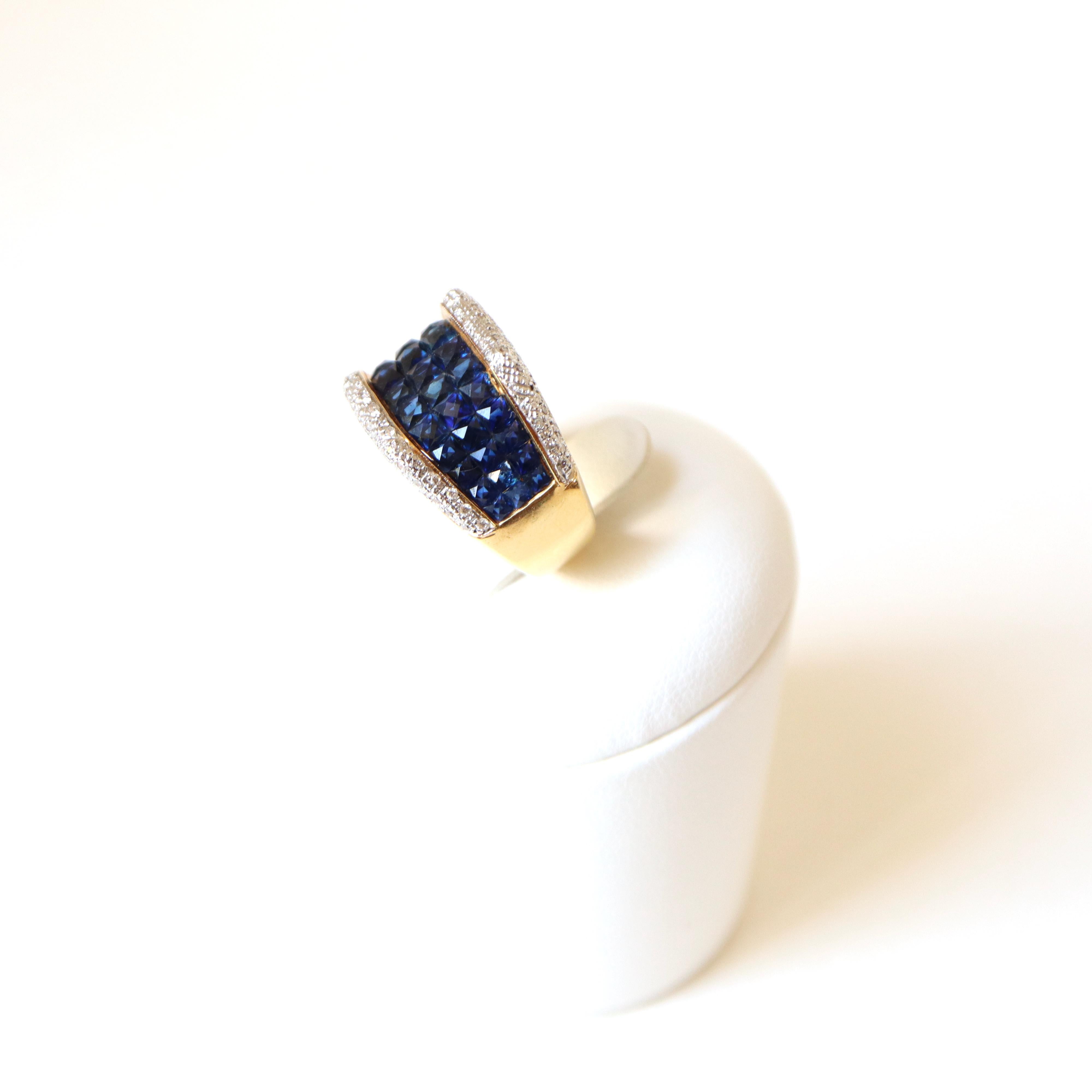 Bague en or jaune 18 carats avec saphirs et diamants en vente 1