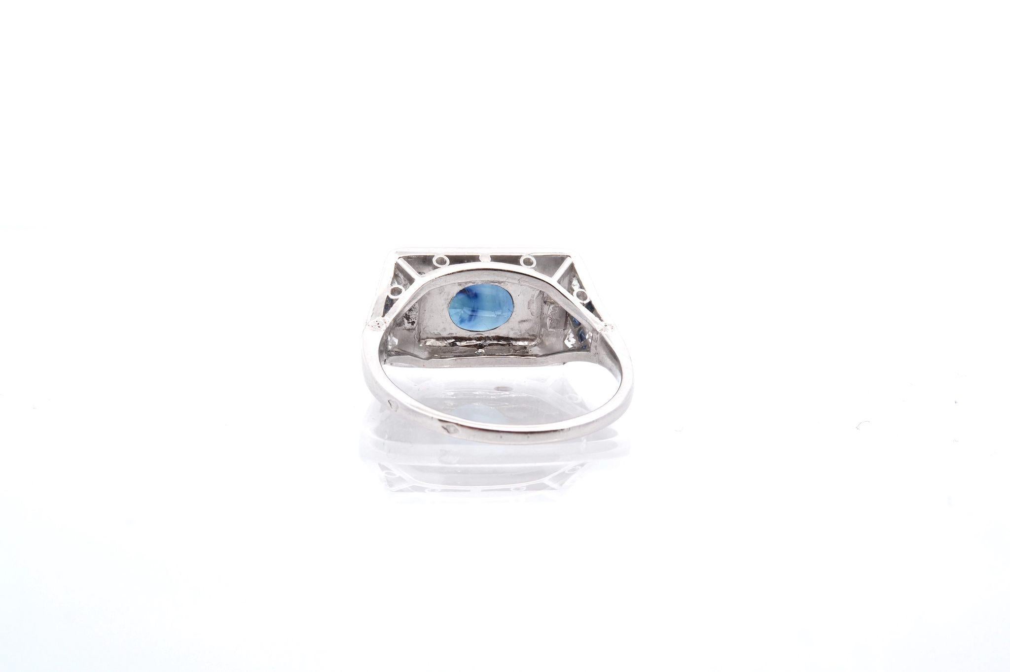 Women's or Men's Sapphire and diamonds ring in platinum For Sale